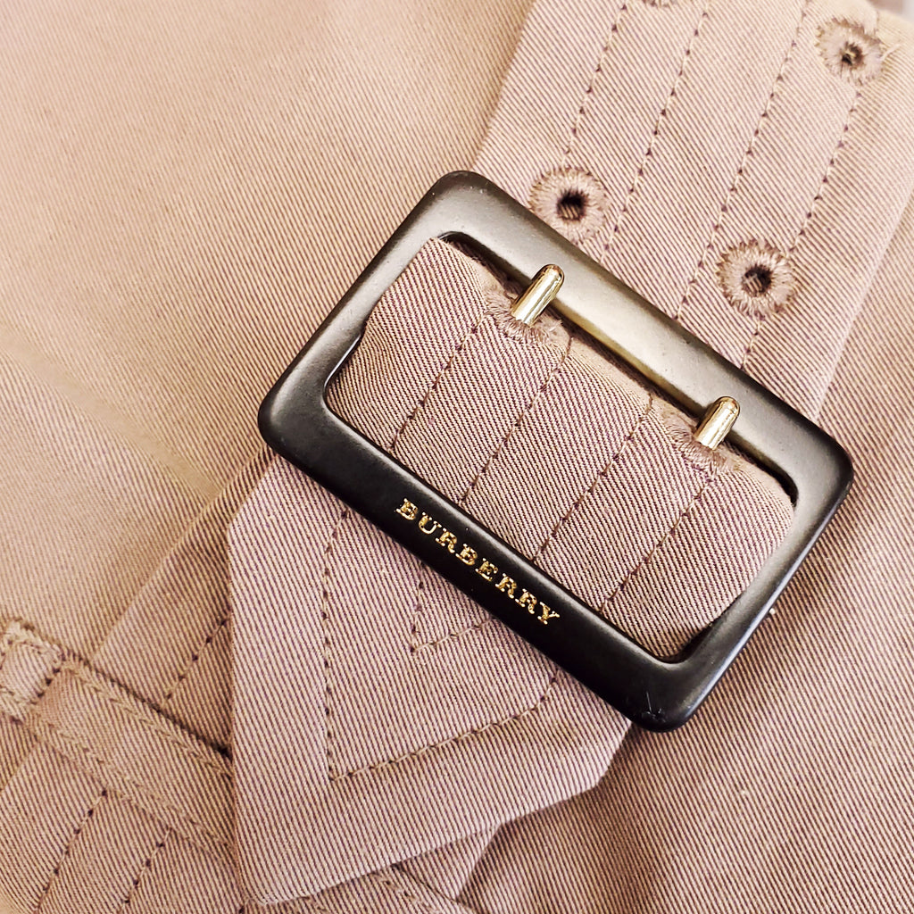 BURBERRY TRENCH JACKET WITH PINK CHECK DETAIL - SIZE US 2