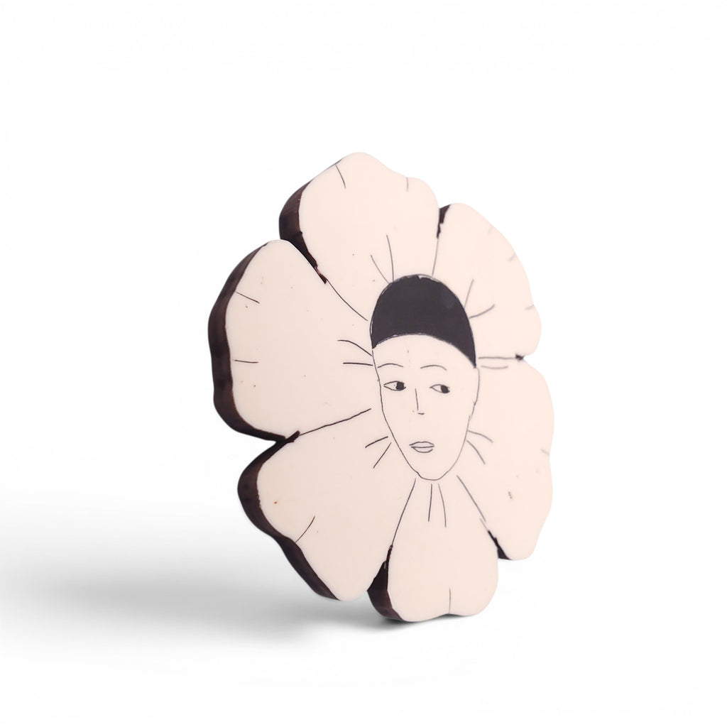 BUTLER & WILSON VINTAGE BROOCH