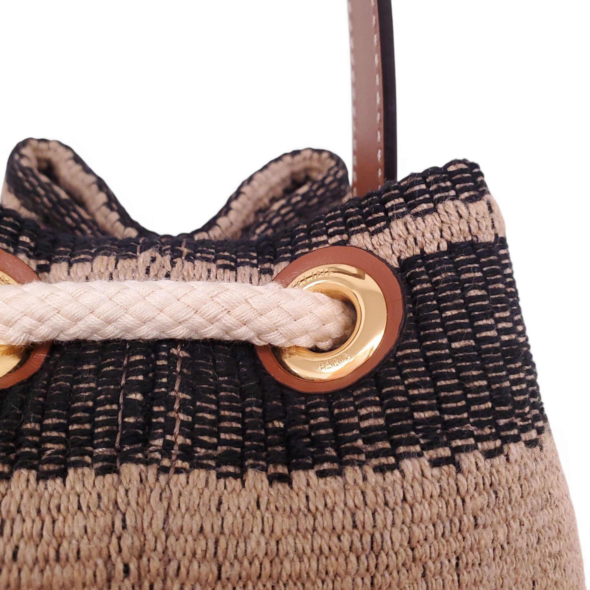 CELINE 2022 TEEN TRIOMPHE CABAS BUCKET BAG