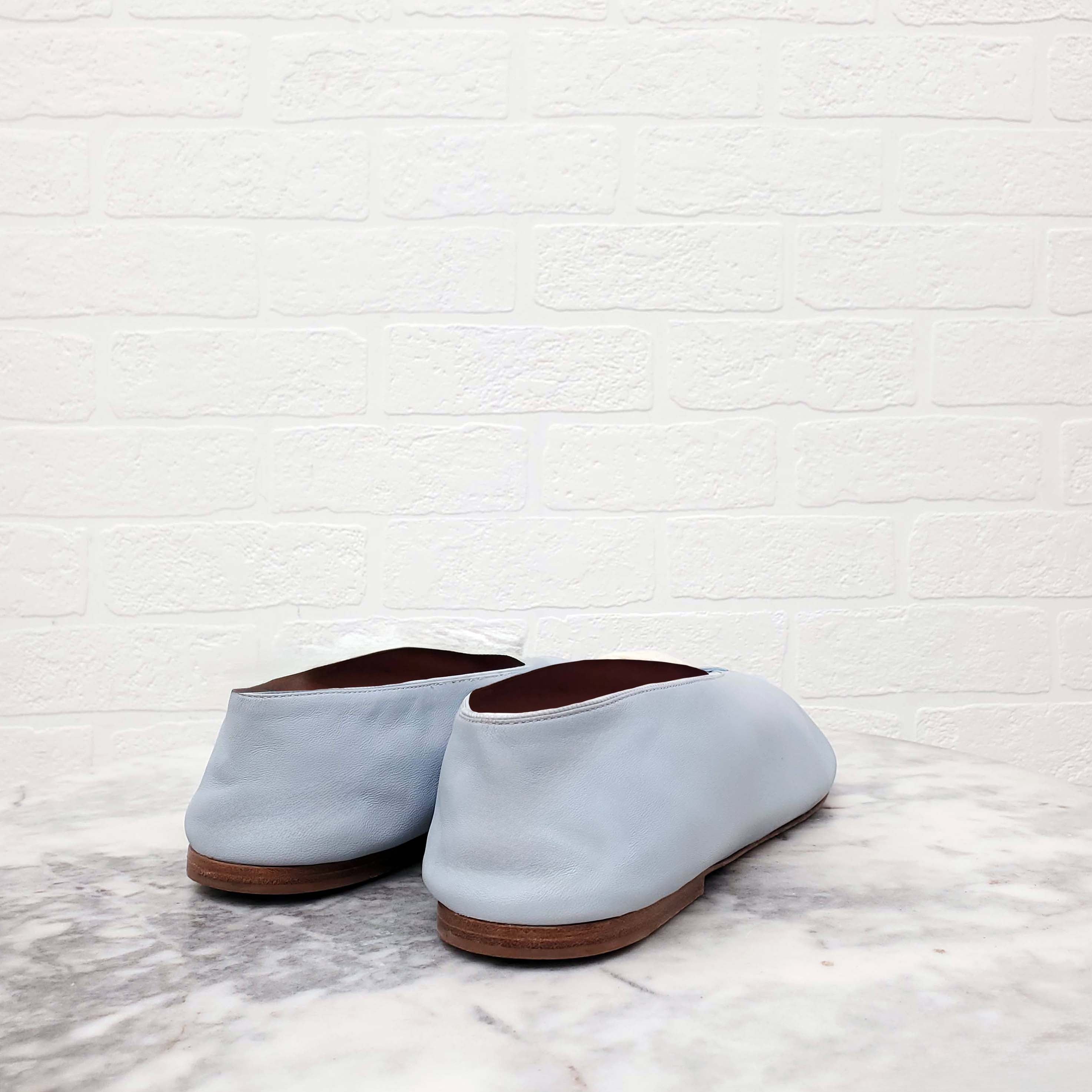 CELINE BABY BLUE LEATHER POINTED TOE BALLET FLATS - SIZE 40.5