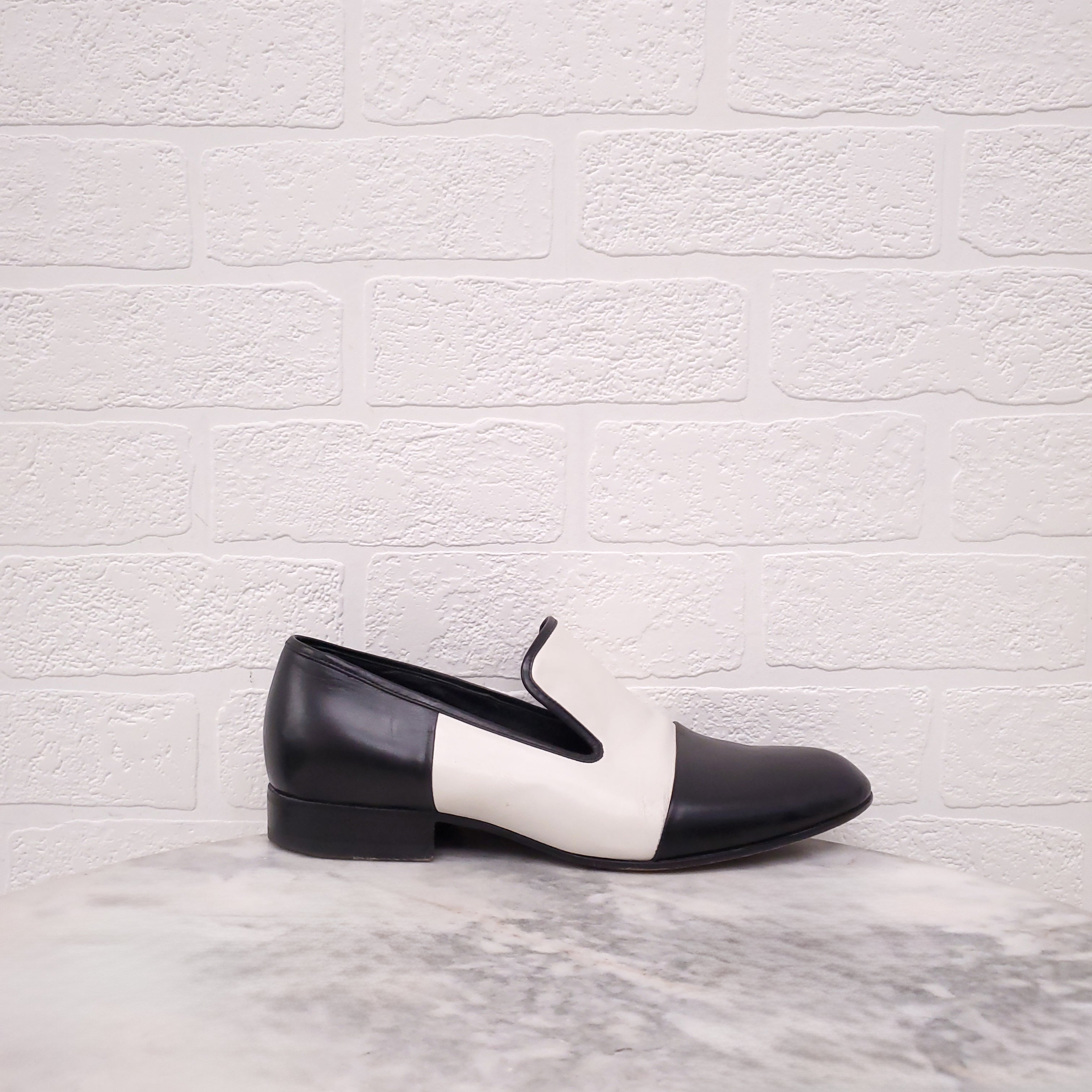 CELINE BLACK AND WHITE LOAFERS - SIZE 38