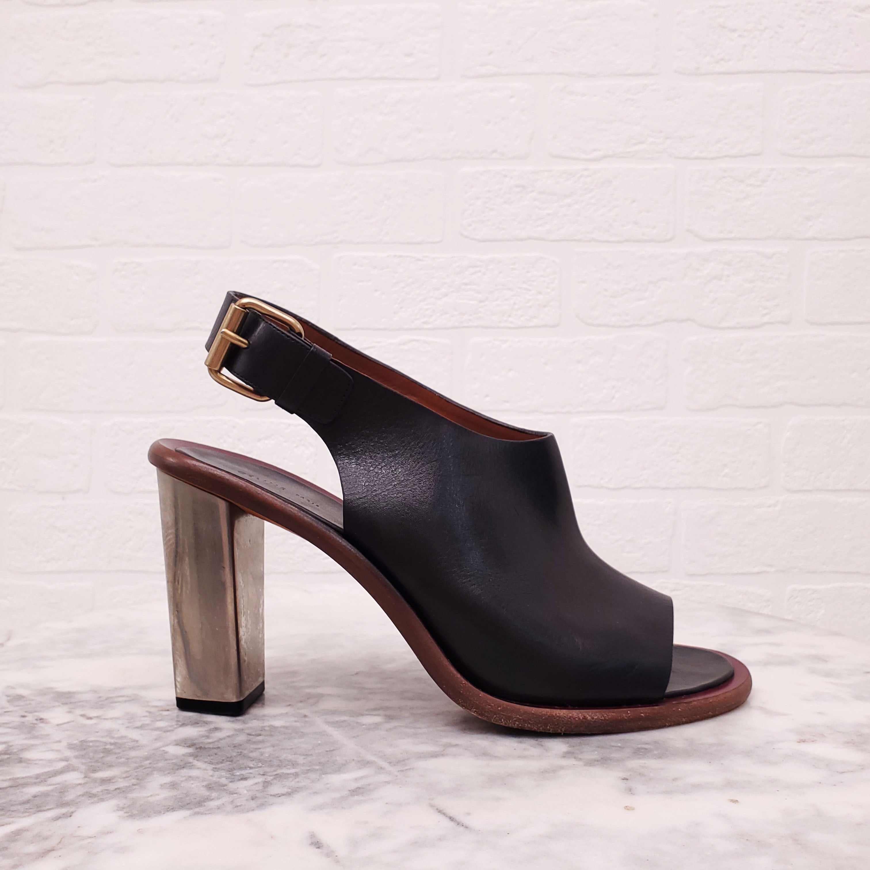 CELINE BLACK LEATHER BUCKLE AND PEEP TOE HEELS WITH SILVER BLOCK HEEL - SIZE 39.5