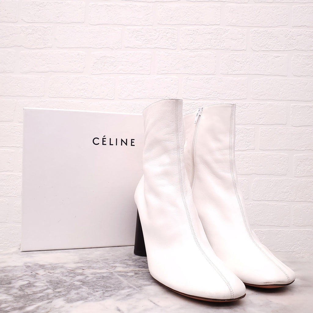 CELINE CREAM LEATHER BOOTS WITH ROUND BLOCK HEEL - SIZE 40.5