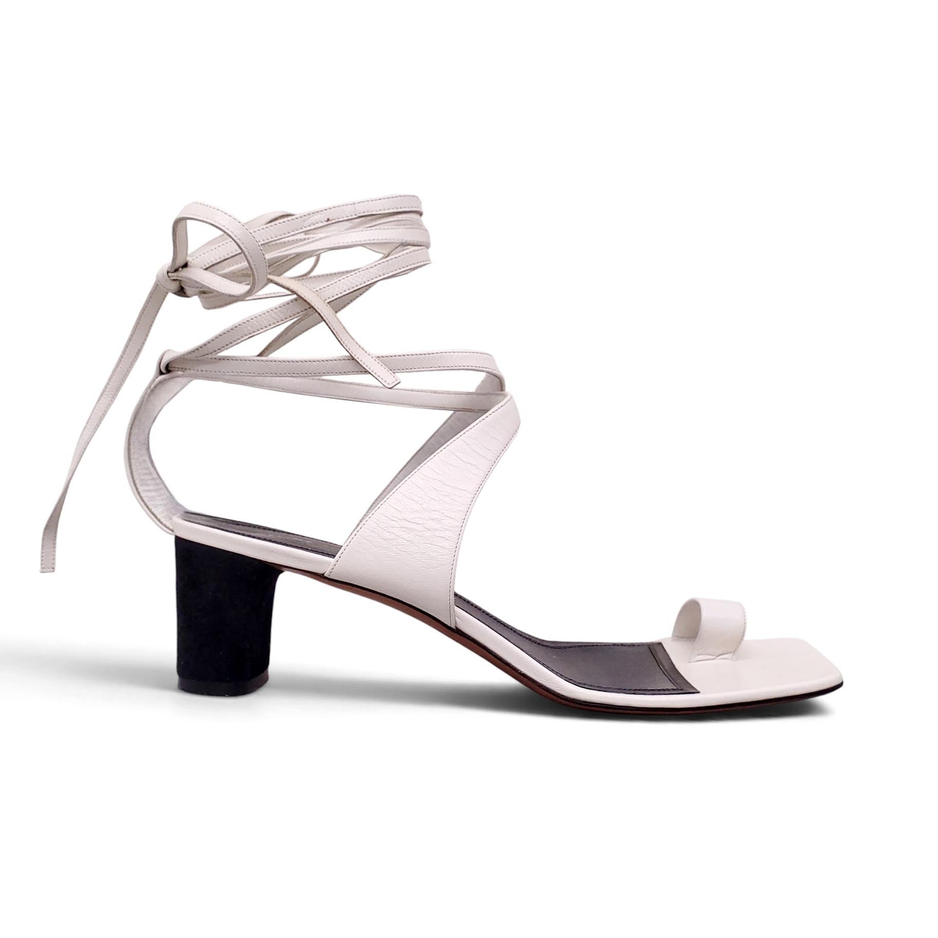 CELINE WHITE KITTEN HEELS WITH TIE WRAP DETAIL - SIZE 40