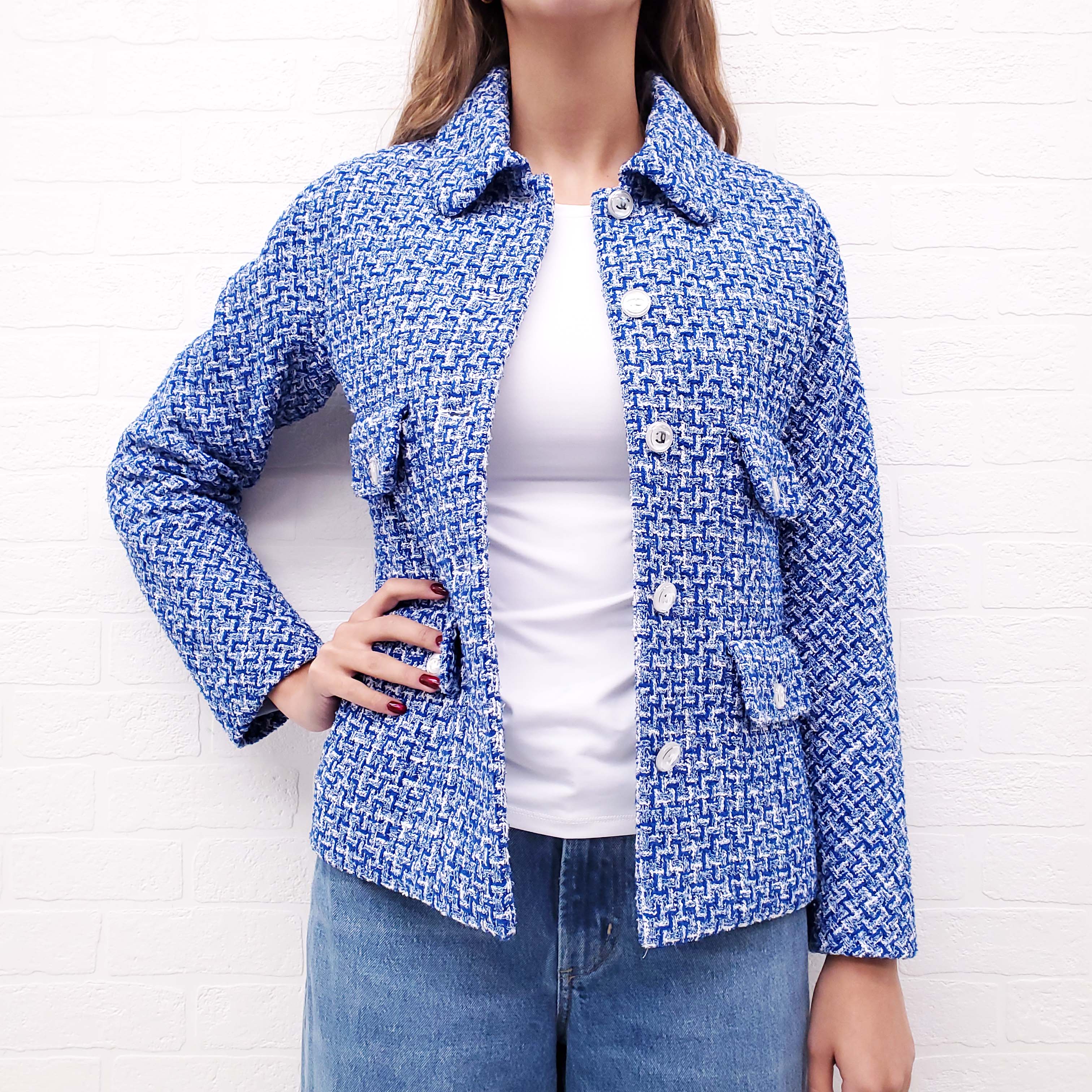 CHANEL 2023 ROYAL BLUE TWEED JACKET WITH LOGO BUTTONS - SIZE 34