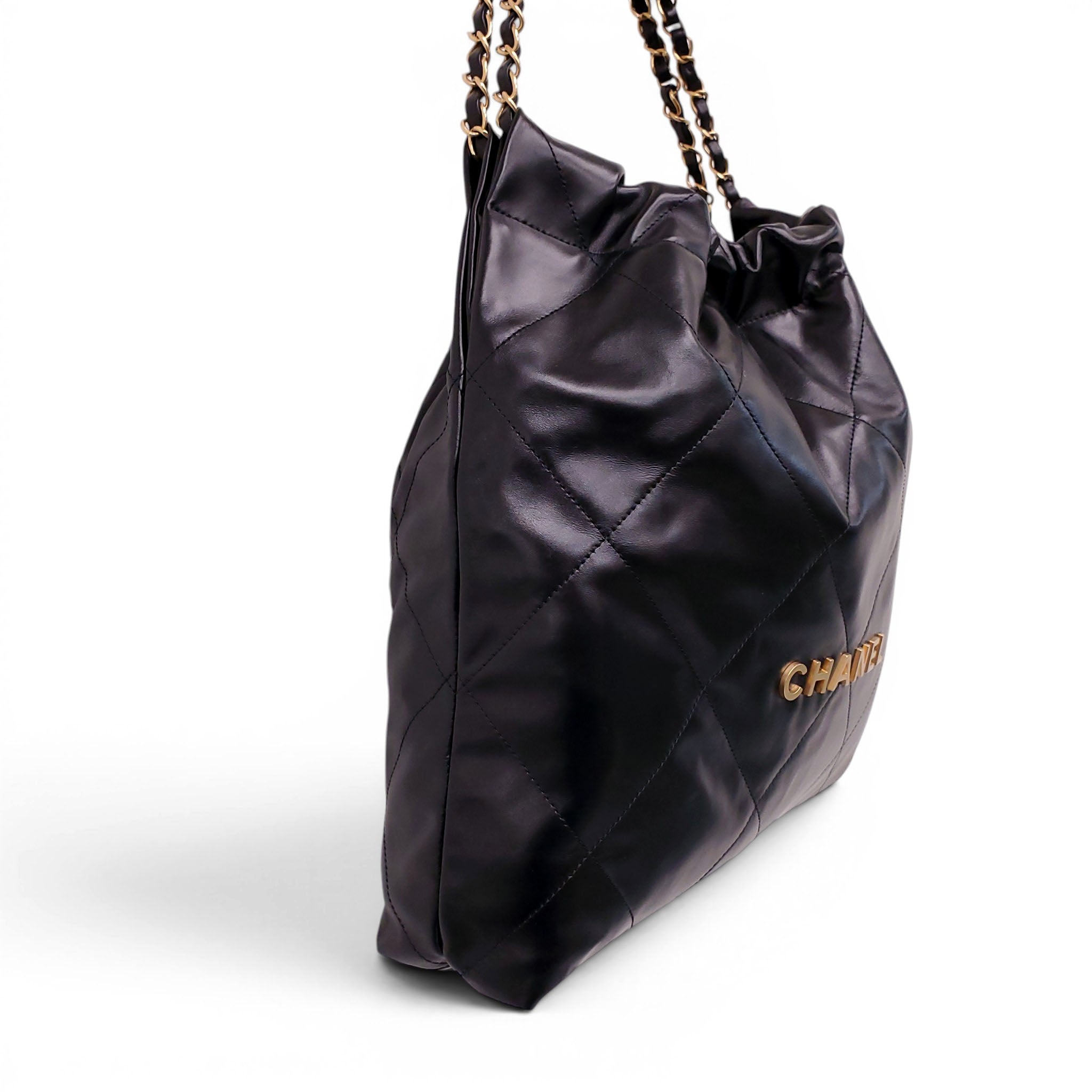 CHANEL 22 BLACK LAMBSKIN HANDBAG