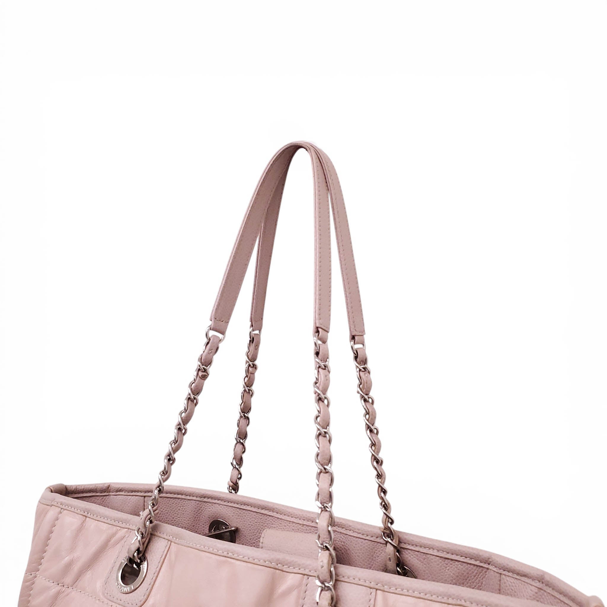 CHANEL BEIGE PINK LEATHER DEAUVILLE BAG