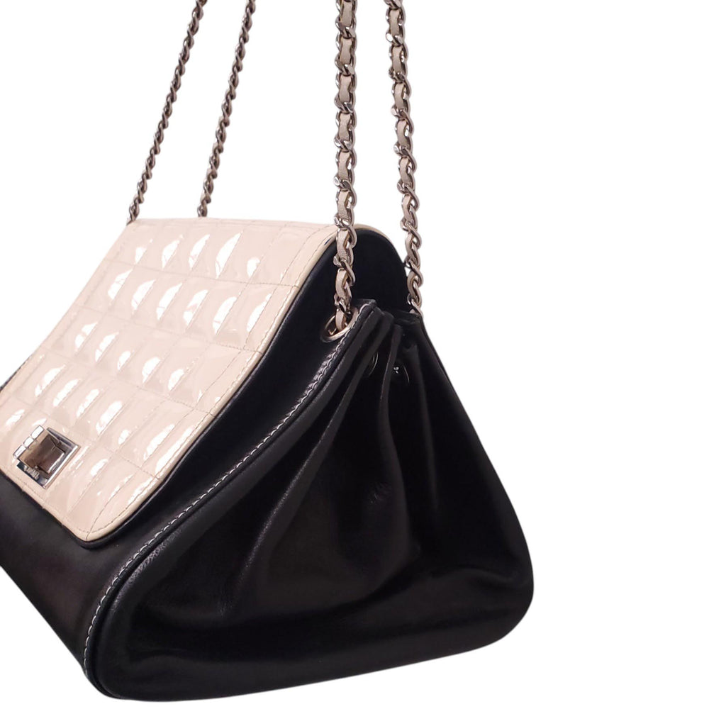 CHANEL BLACK AND CREAM PATENT LEATHER QUILTED SQUARE ACCORDION FLAP BAG