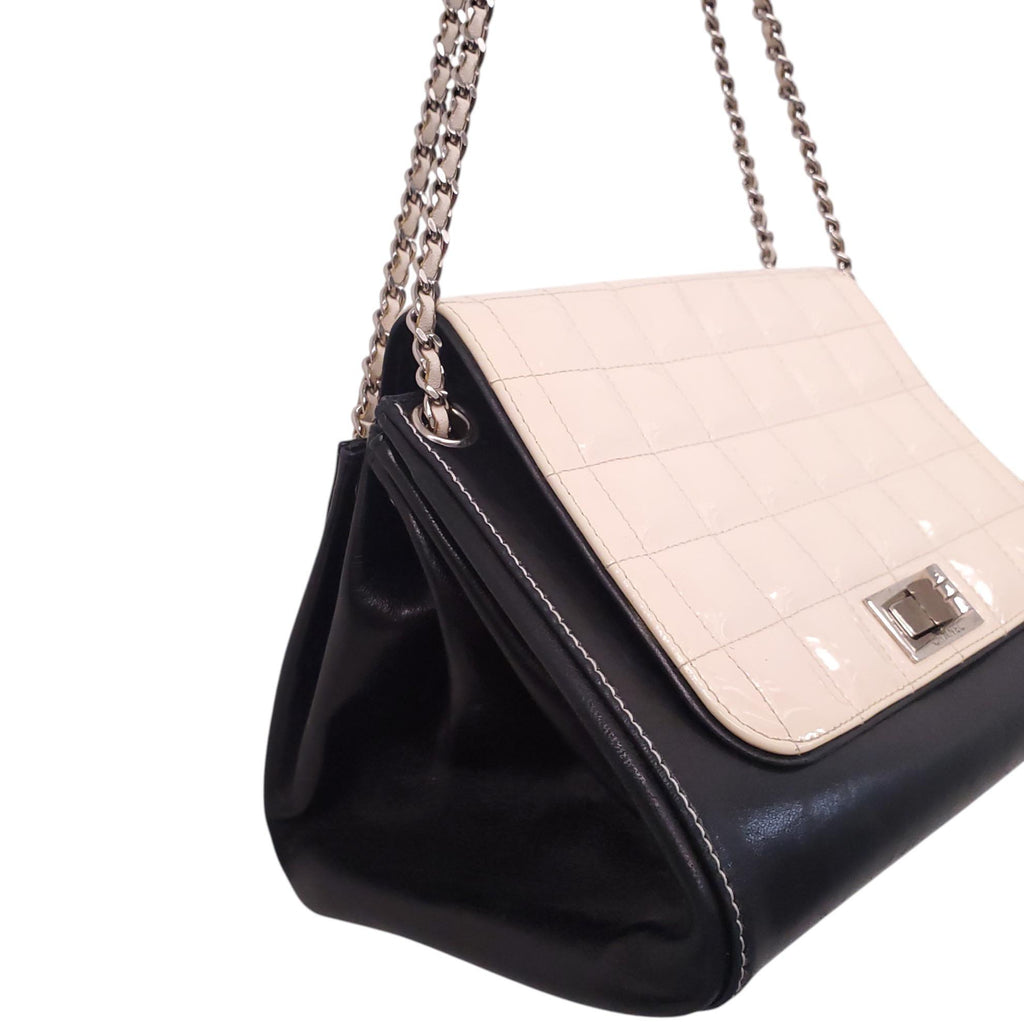 CHANEL BLACK AND CREAM PATENT LEATHER QUILTED SQUARE ACCORDION FLAP BAG