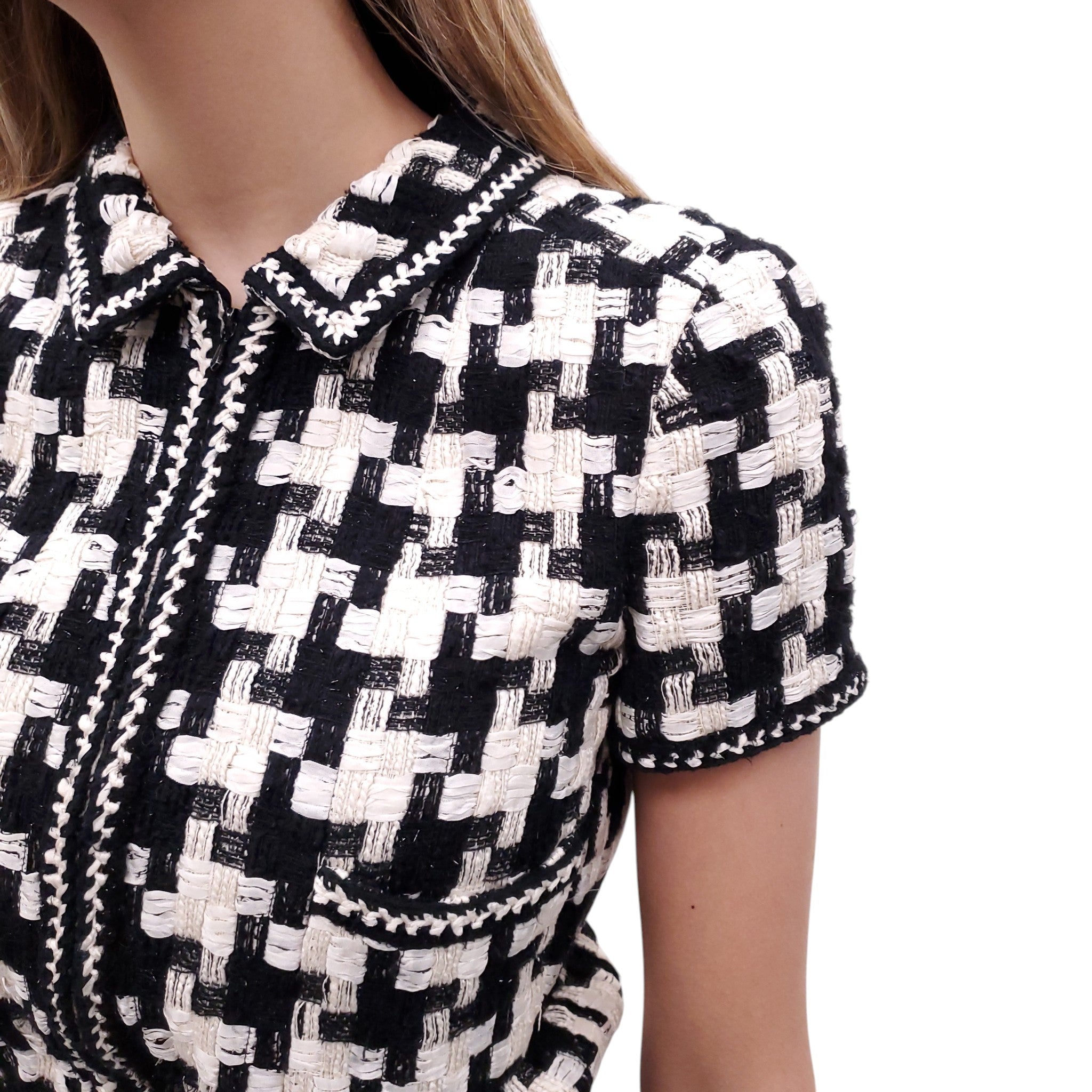 CHANEL BLACK AND WHITE TWEED CC LOGO TOP - SIZE 36