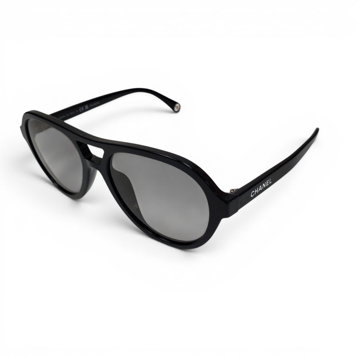 CHANEL Black aviator sunglasses Chanel Black Aviator Sunglasses | Jadore Couture main image 3