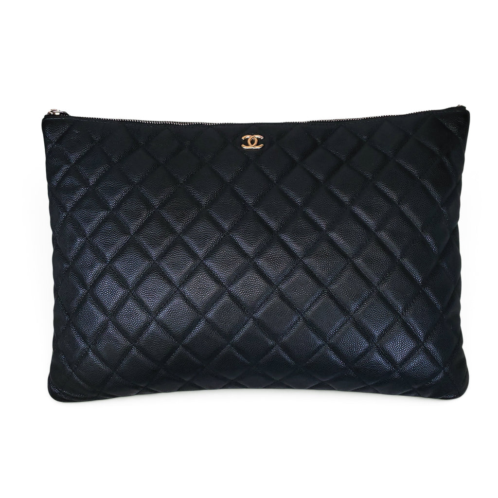 CHANEL BLACK CAVIAR QUILTED LARGE O-CASE CLUTCH