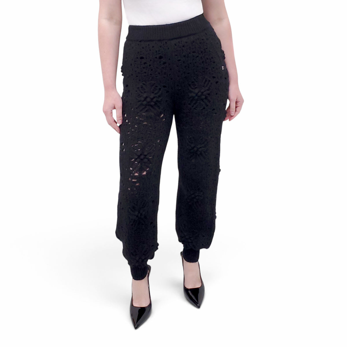 CHANEL BLACK KNIT SYNCHED ANKLE TROUSERS - SIZE 36