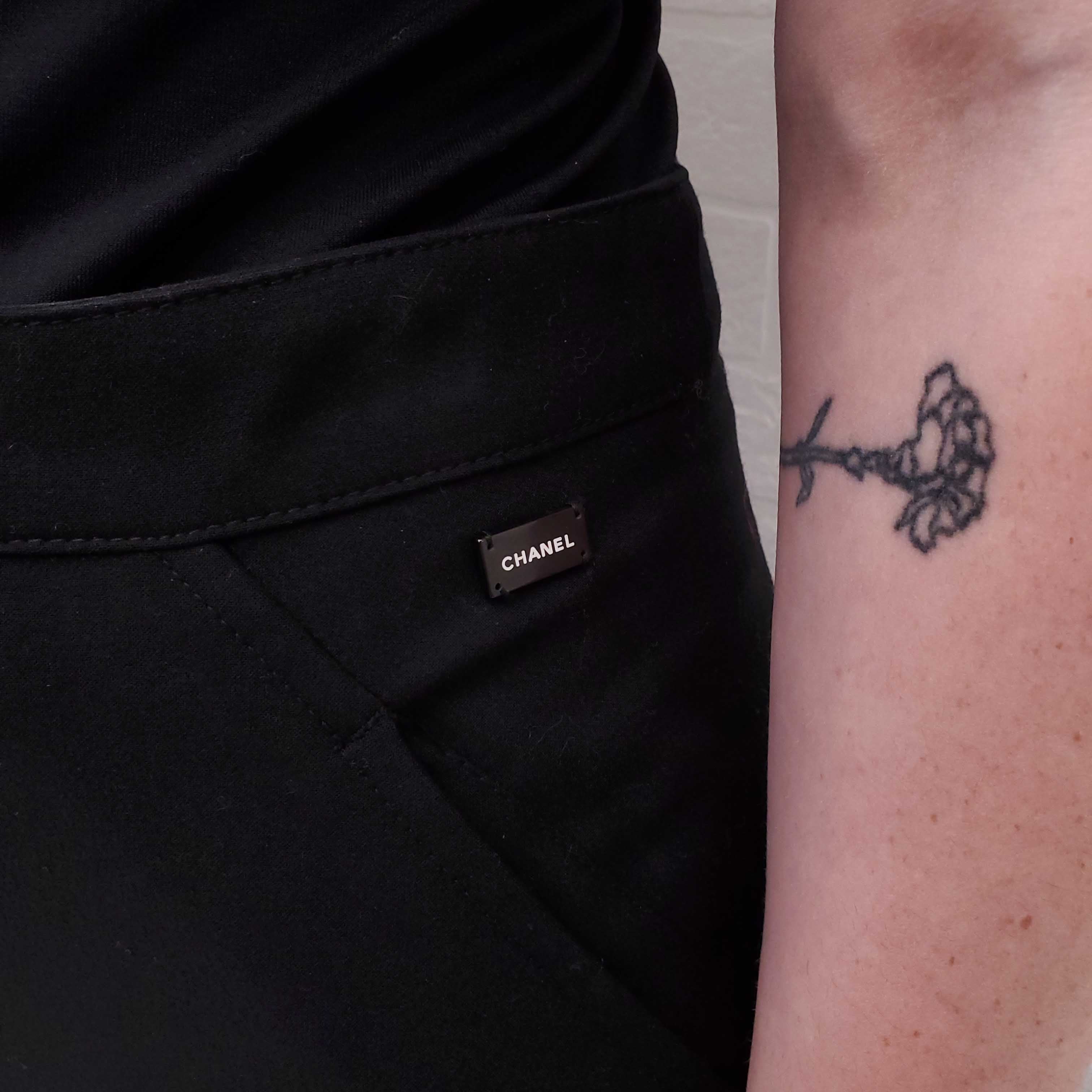 CHANEL BLACK LONG SKIRT WITH POCKETS AND LOGO - SIZE 38