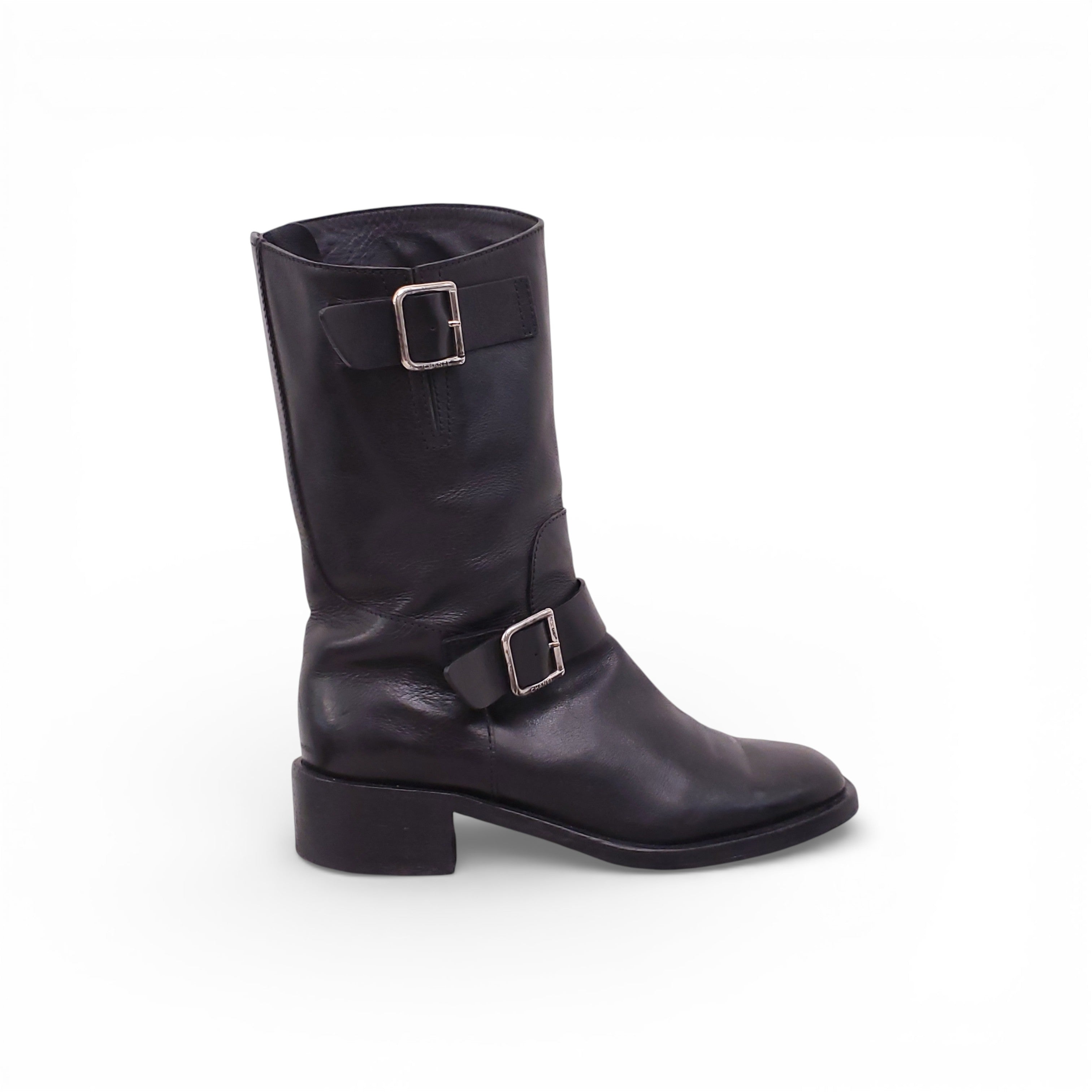 CHANEL BLACK MOTO BOOTS WITH SIDE ZIPPER AND LOGO - SIZE 38