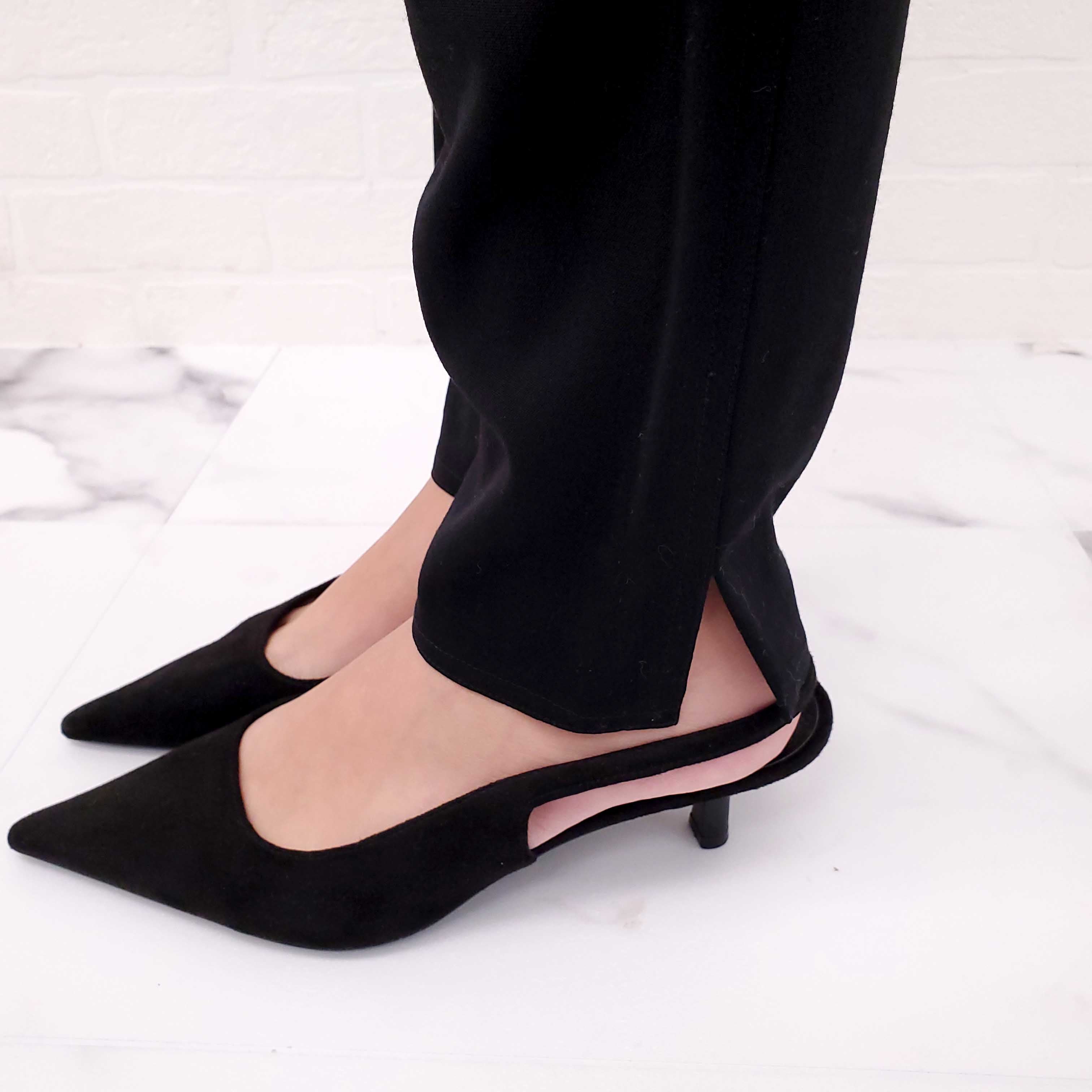 CHANEL BLACK VINTAGE TROUSERS WITH LOGO BUTTON - SIZE 38