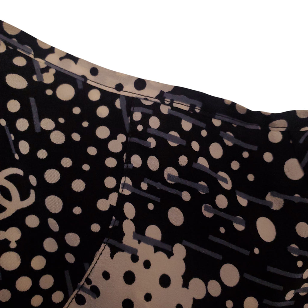 CHANEL BLACK, GREY AND WHITE SILK LOGO TANK TOP - SIZE 42