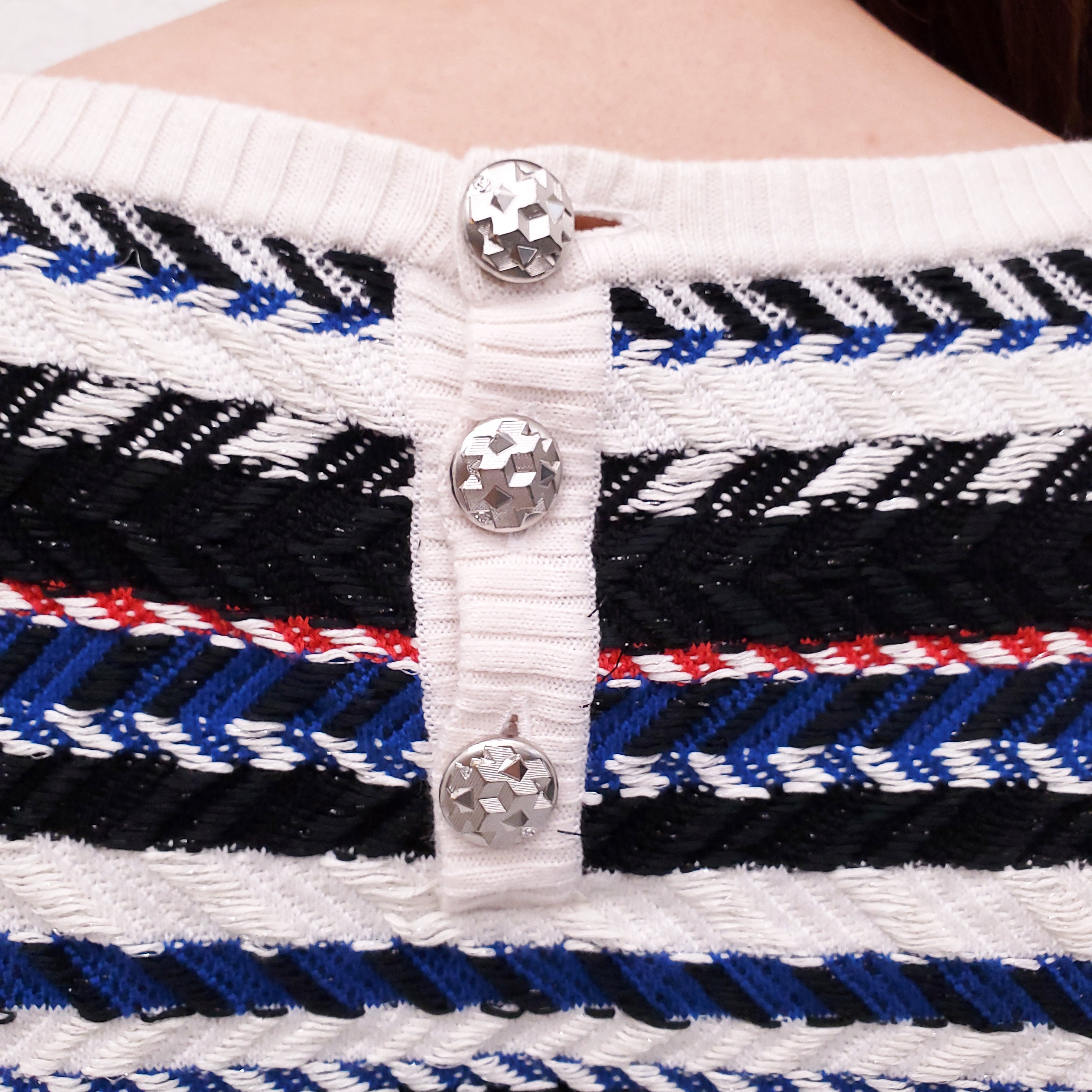 CHANEL BLUE, RED, CREAM AND BLACK TWEED SKIRT SET WITH LOGO DETAIL - SIZE 38