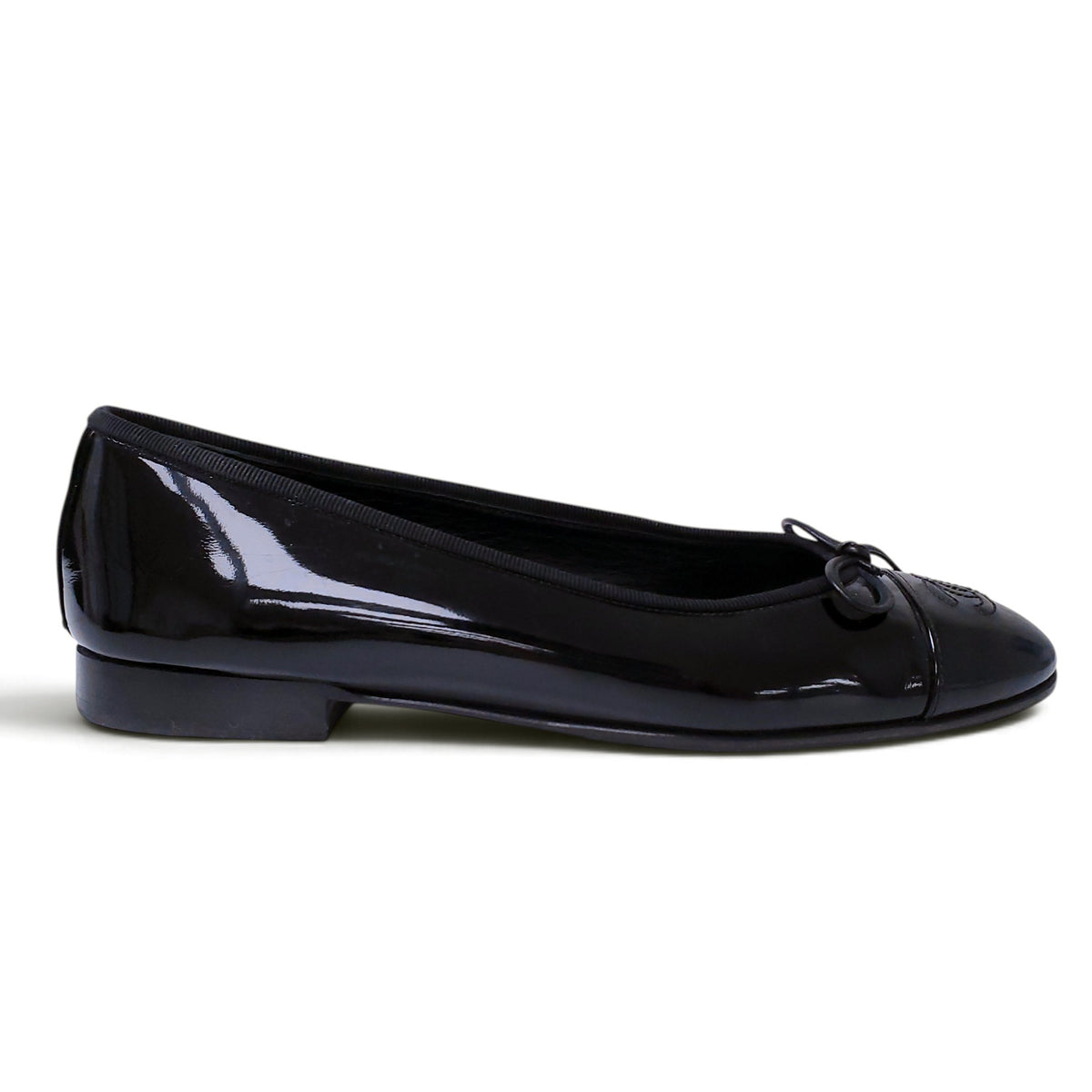 CHANEL CLASSIC BALLET FLATS - SIZE 38.5