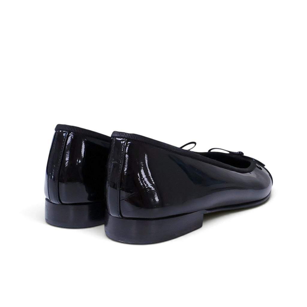CHANEL CLASSIC BALLET FLATS - SIZE 38.5