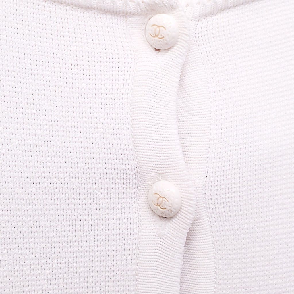 CHANEL CREAM RUFFLE CHEVRON KNIT DRESS WITH LOGO BUTTONS  - SIZE 36