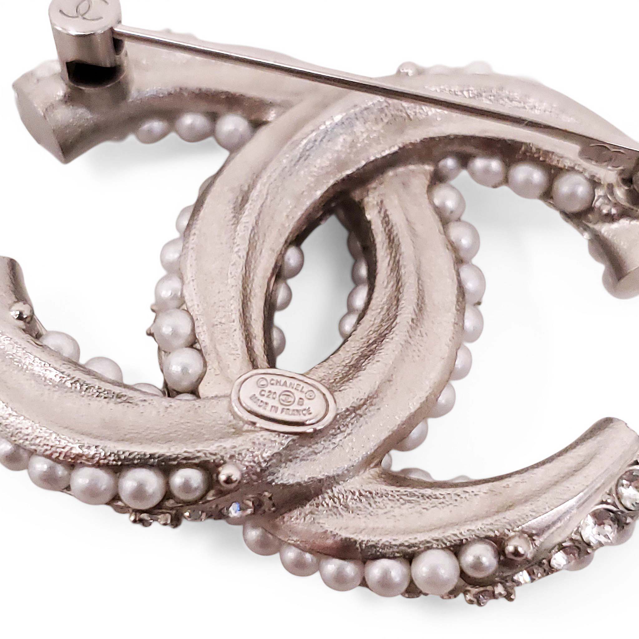 CHANEL CRYSTAL CC BROOCH