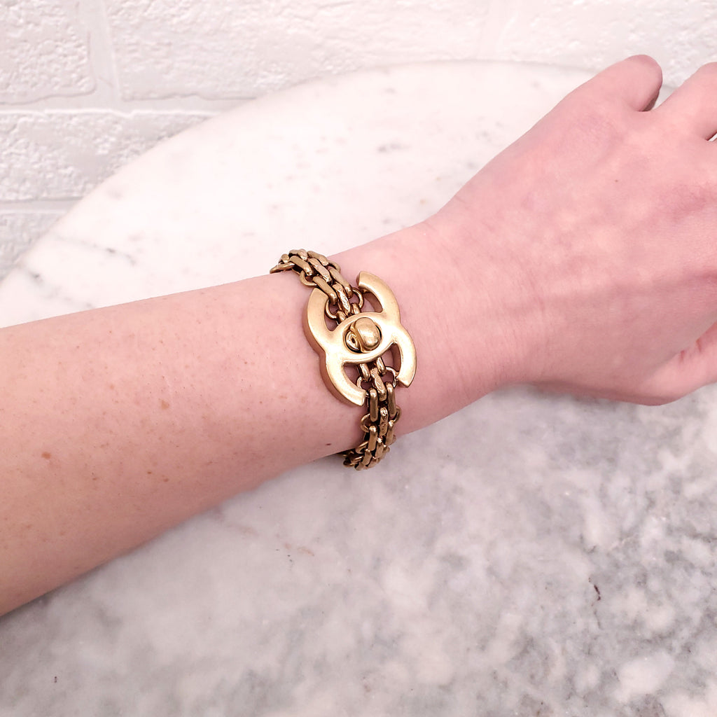 CHANEL GOLD TURNLOCK BRACELET
