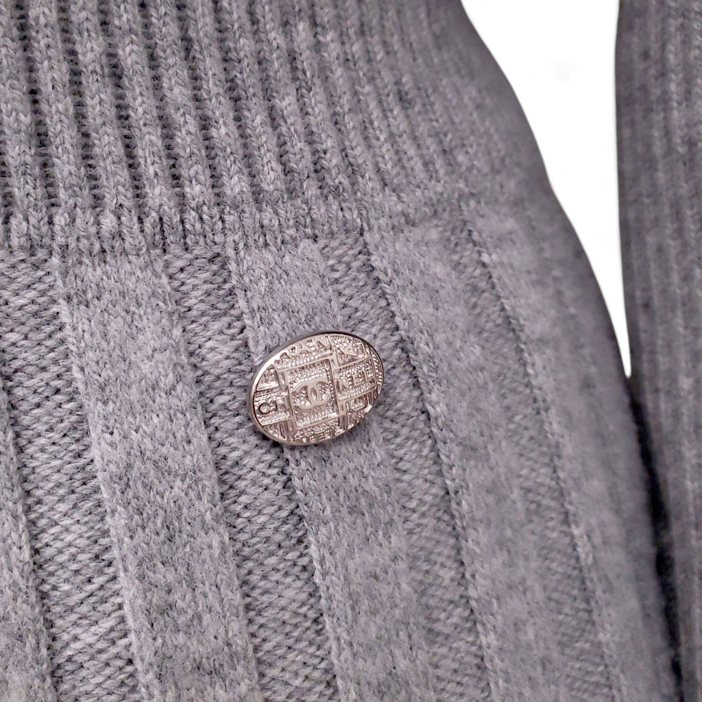 CHANEL GREY CASHMERE KNIT PLEATED DRESS  - SIZE 34