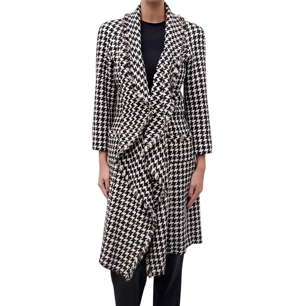 CHANEL HOUNDSTOOTH COAT WITH CC LOGO BUTTONS - SIZE 36