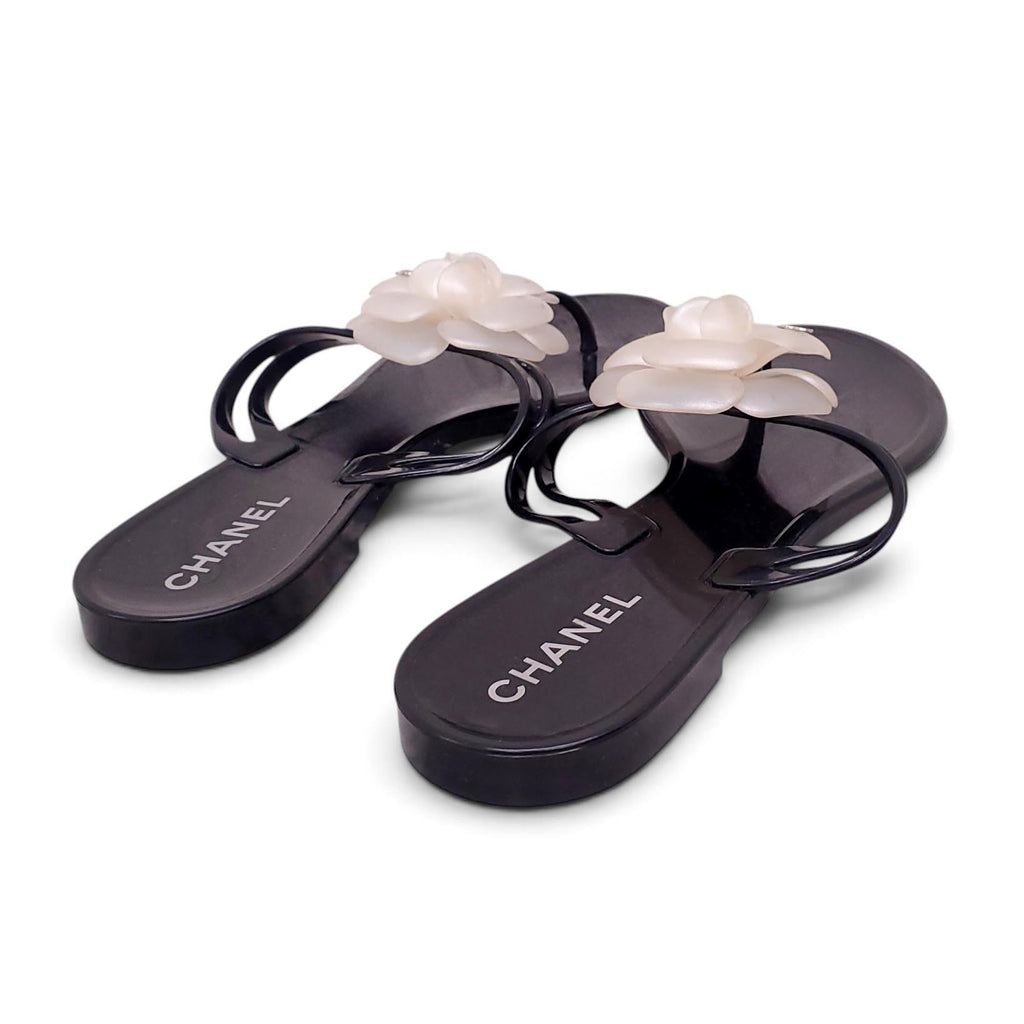 CHANEL JELLY SANDALS WITH CAMILLA - SIZE 40