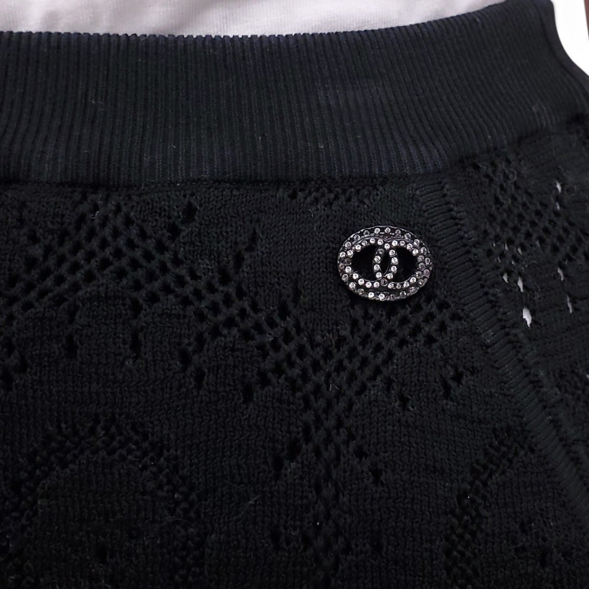 CHANEL LACE CROCHET BLACK TROUSERS - SIZE 34