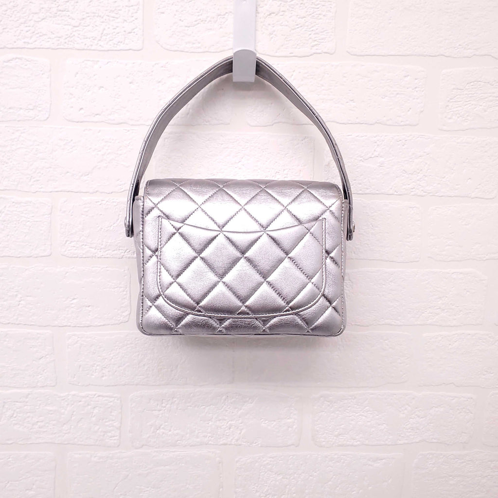 CHANEL MINI CLASSIC FLAP BAG