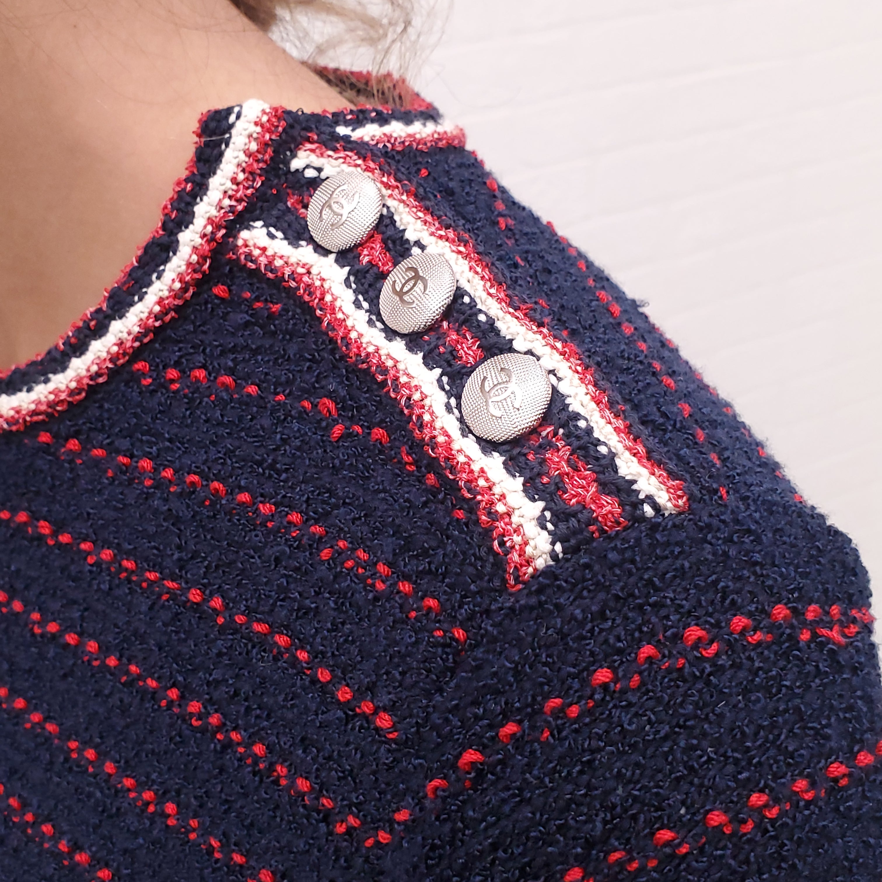 CHANEL NAVY AND RED STRIPED TWEED SHORT SLEEVE SWEATER WITH LOGO BUTTONS - SIZE 36