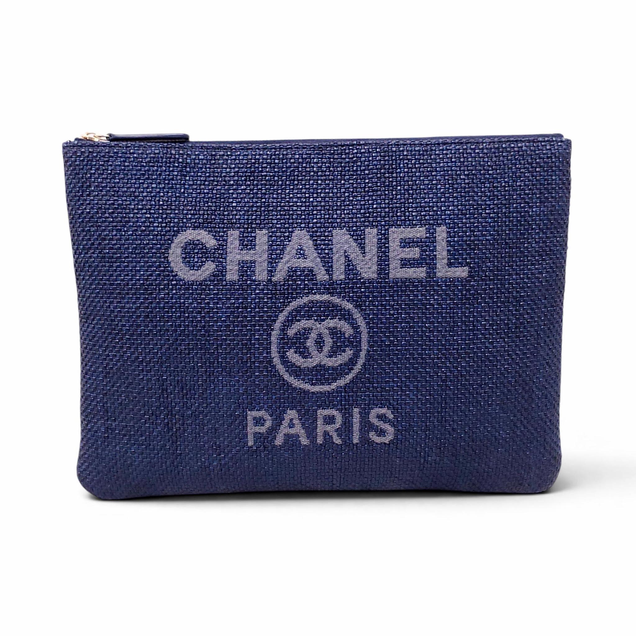 CHANEL NAVY RAFFIA DEAUVILLE CLUTCH