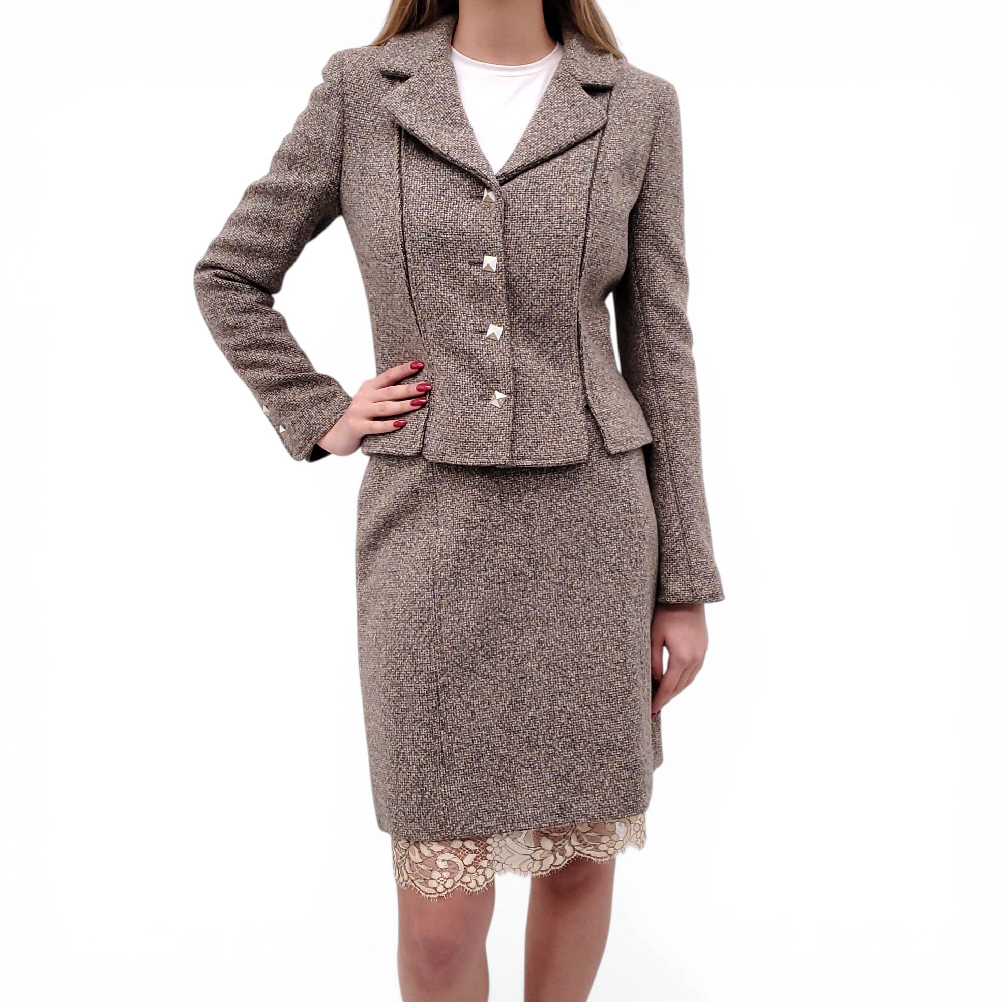 CHANEL OLIVE GREEN TWEED SUIT WITH LACE-TRIMMED SKIRT - SIZE 36