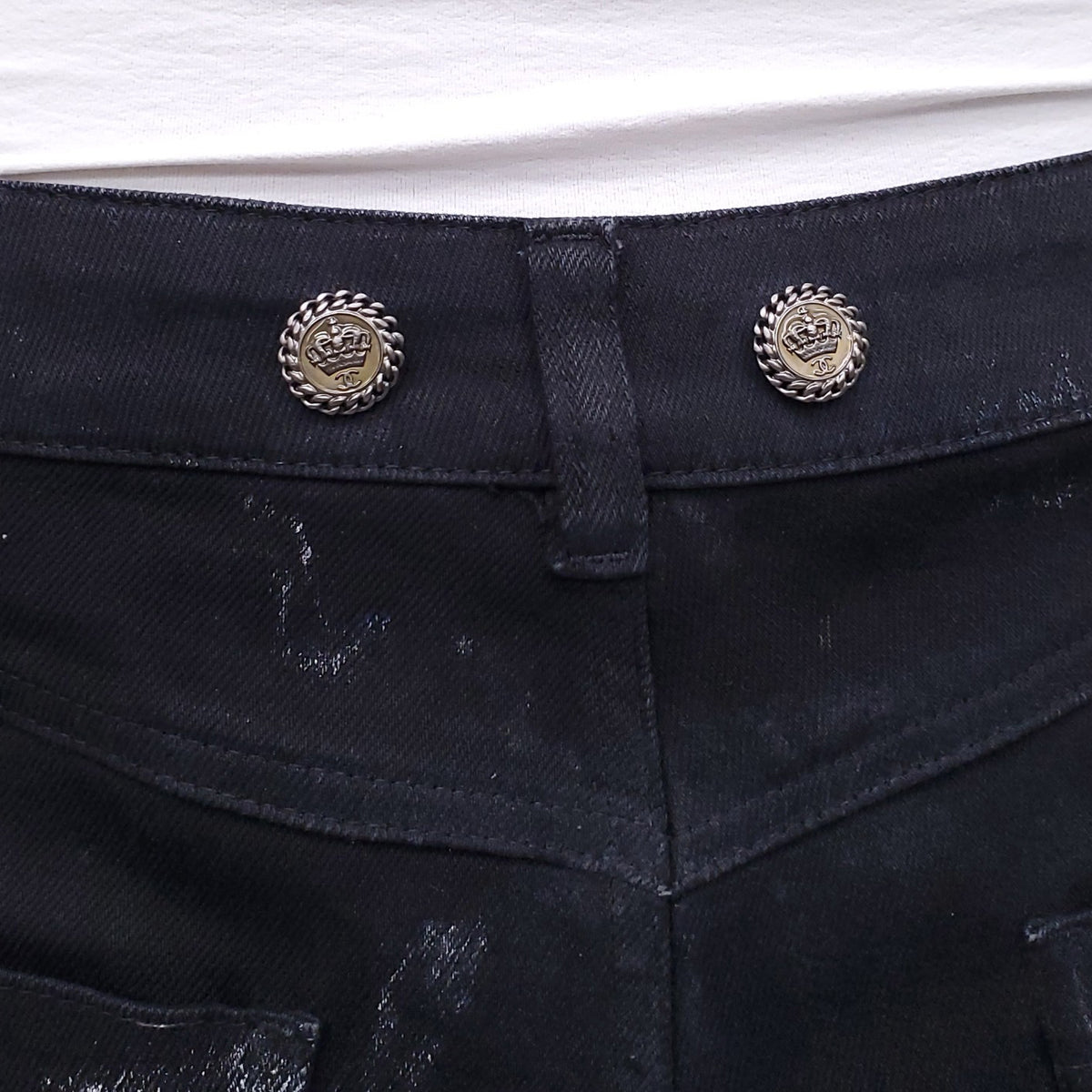 CHANEL PAINTED DENIM WITH LOGO BUTTON - SIZE 40