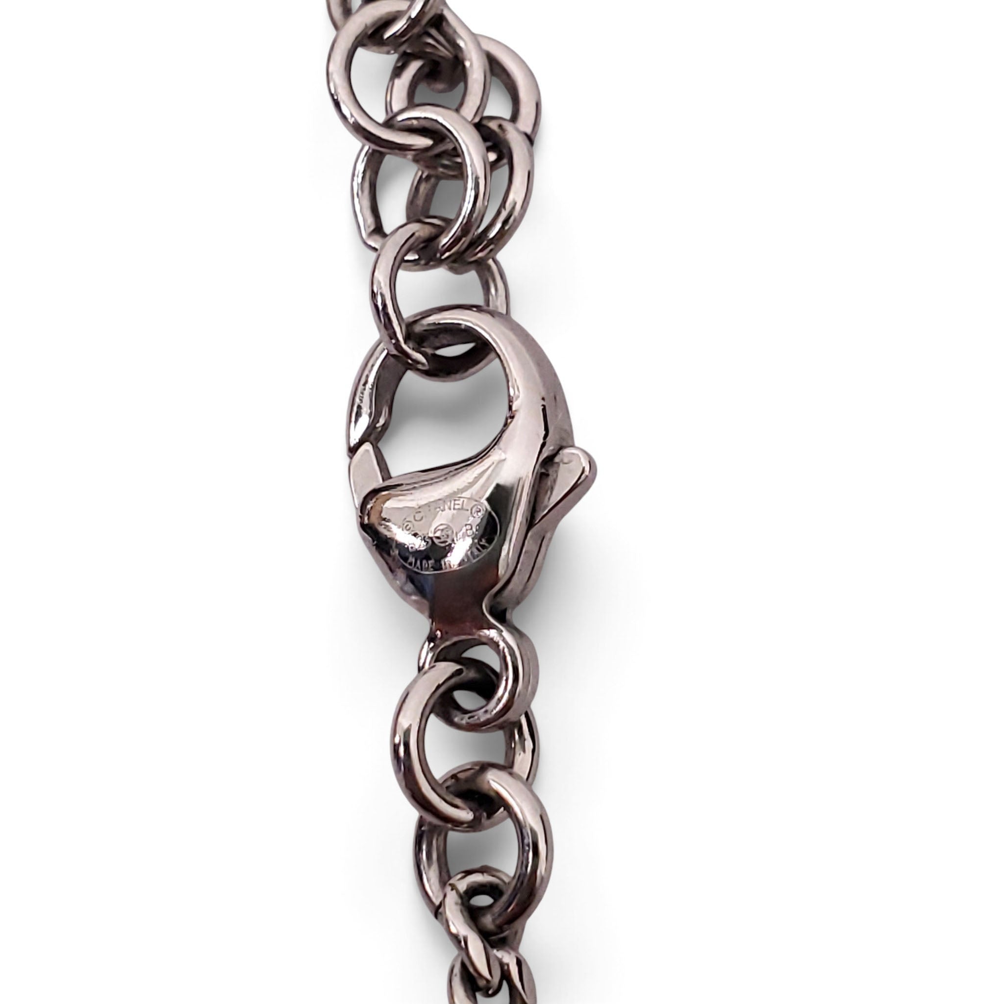 CHANEL PEARL AND HEART NECKLACE
