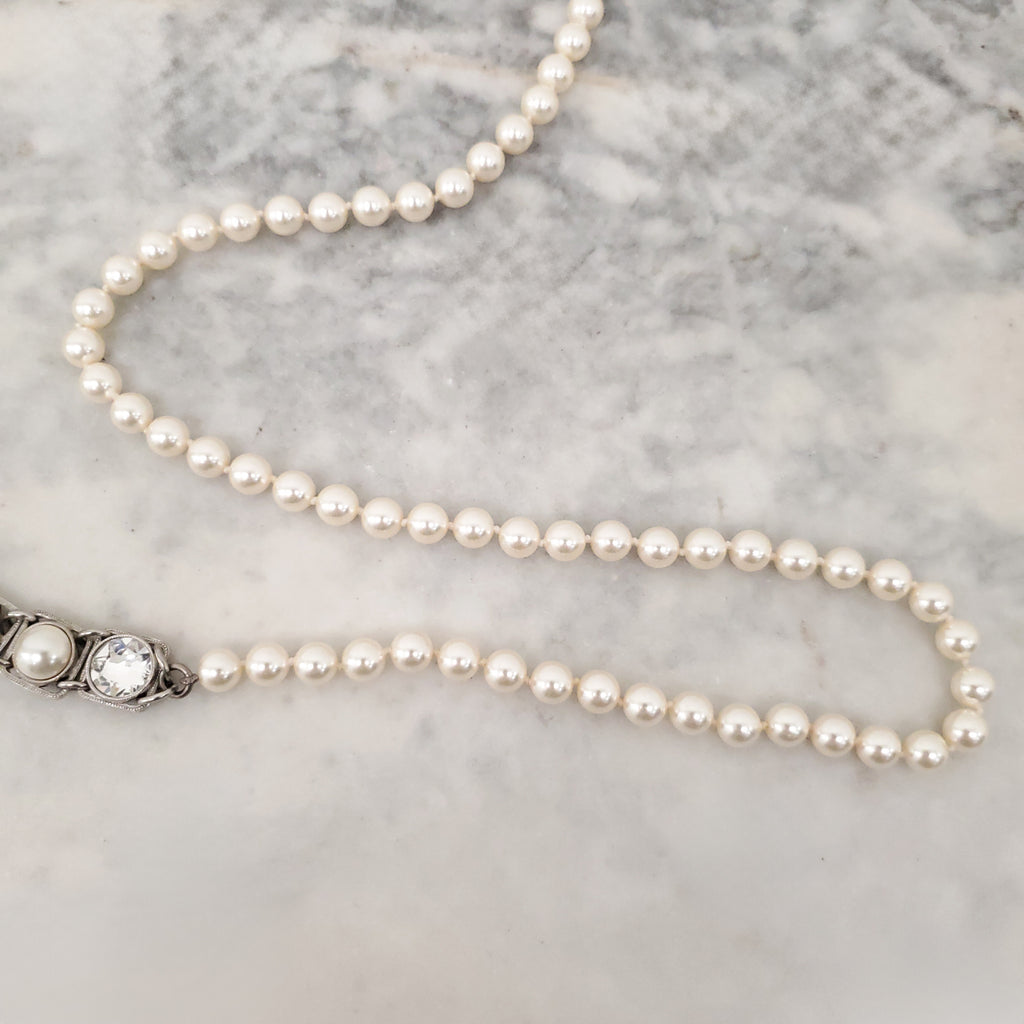 CHANEL PEARL AND SQUARE CRYSTAL 'CHANEL' NECKLACE