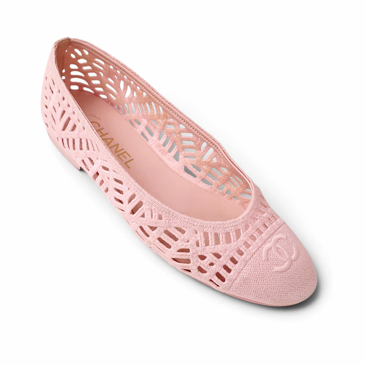 CHANEL 2026 INTERLOCKING CC LOGO BALLET FLATS - SIZE 40