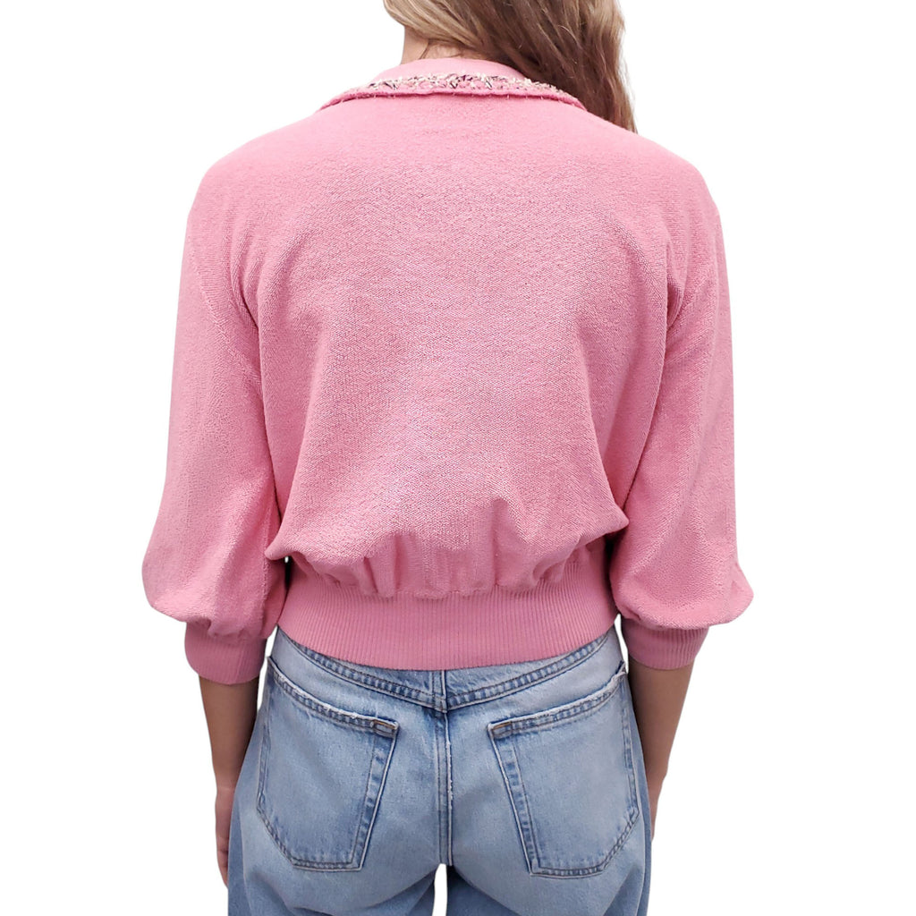 CHANEL PINK CARDIGAN WITH BURGUNDY LOGO BUTTON - SIZE 40