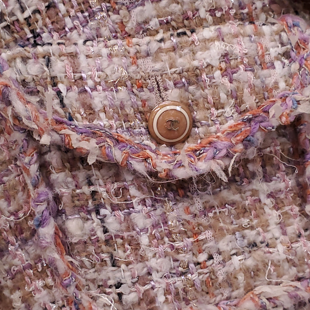 CHANEL PINK TWEED JACKET WITH LOGO BUTTONS - SIZE 40