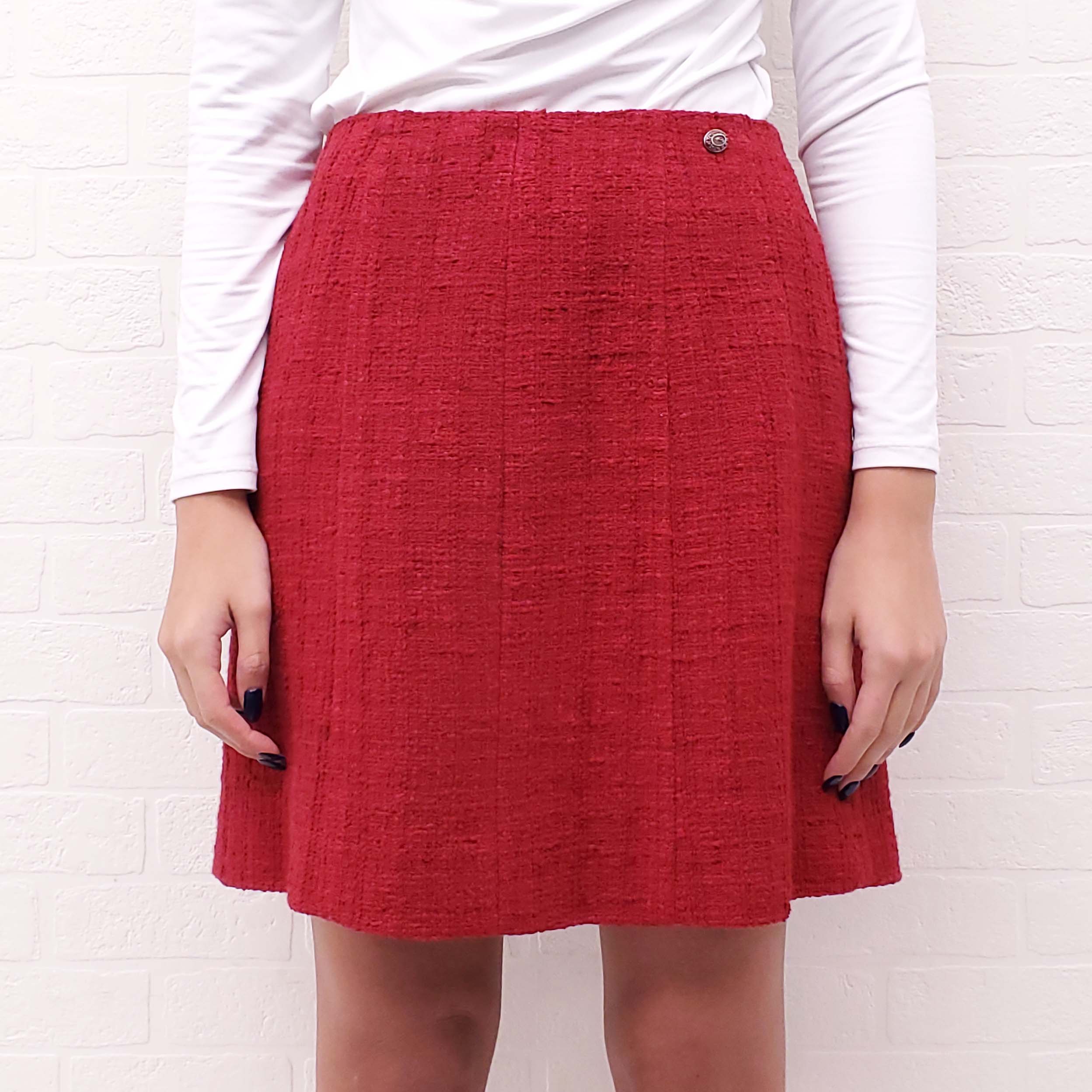 CHANEL RED TWEED SUIT WITH CRYSTAL BUTTONS - SIZE 42