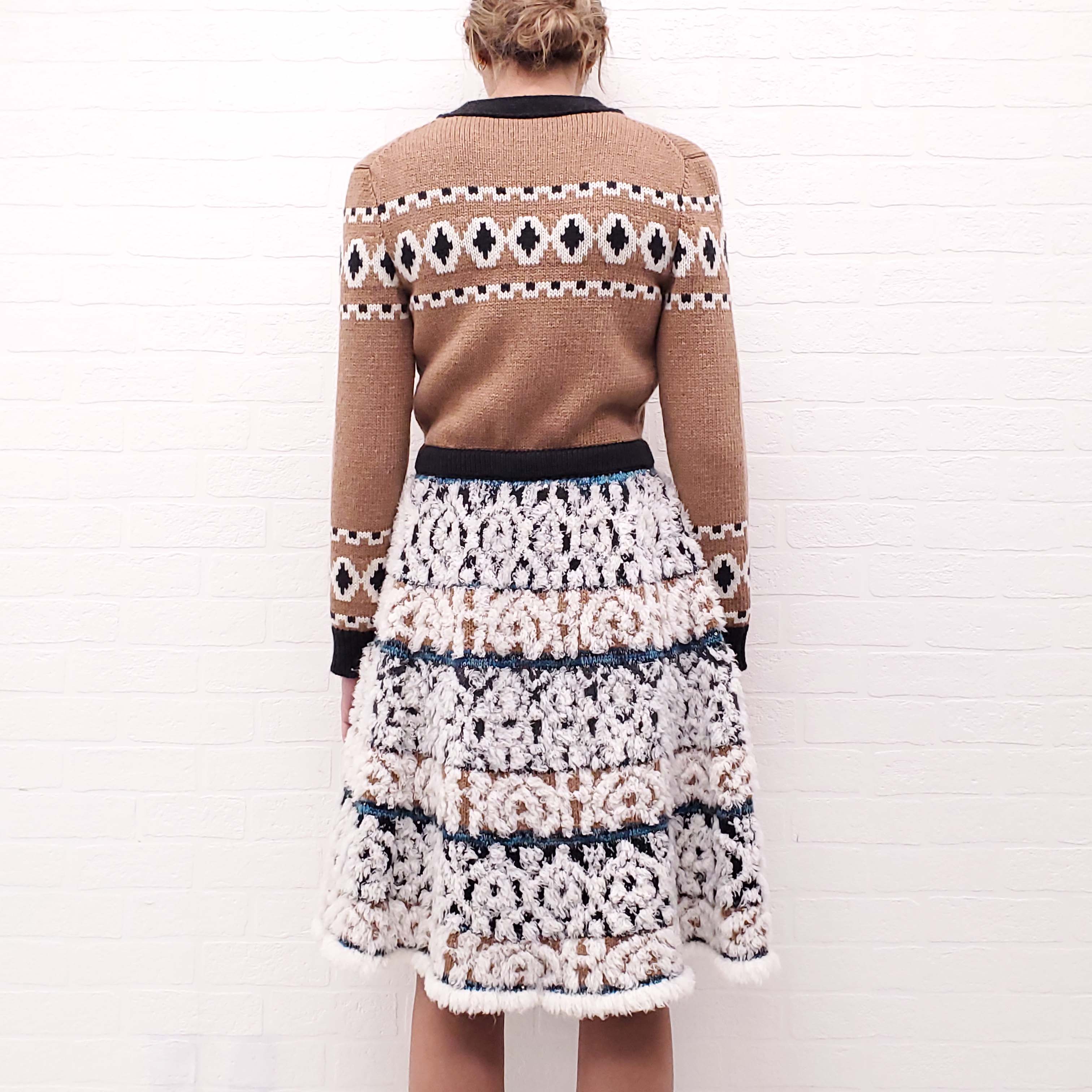 CHANEL RUNWAY CASHMERE BLEND KNIT DRESS WITH SEQUIN DETAIL - SIZE 36