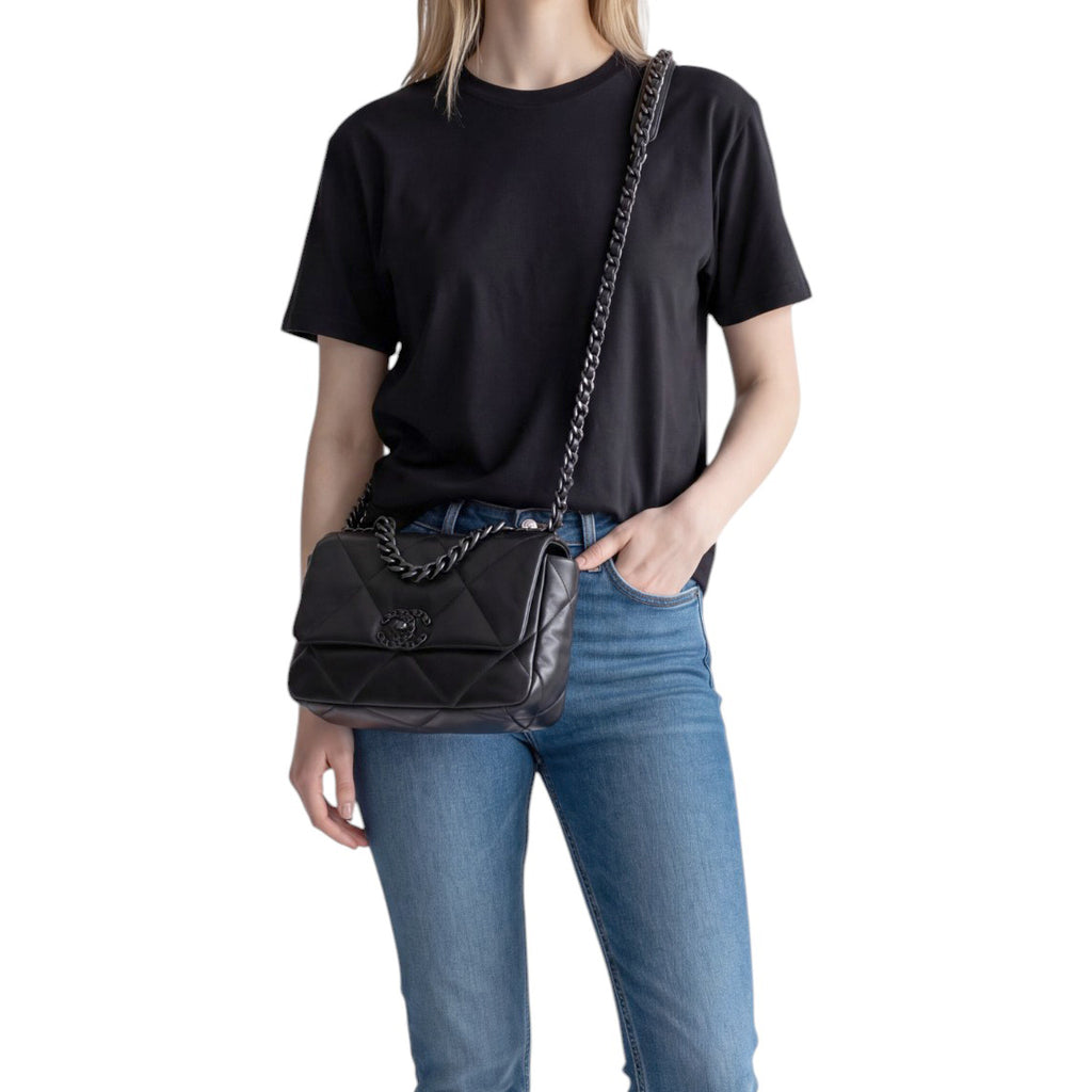 CHANEL SO BLACK 19 MEDIUM BAG