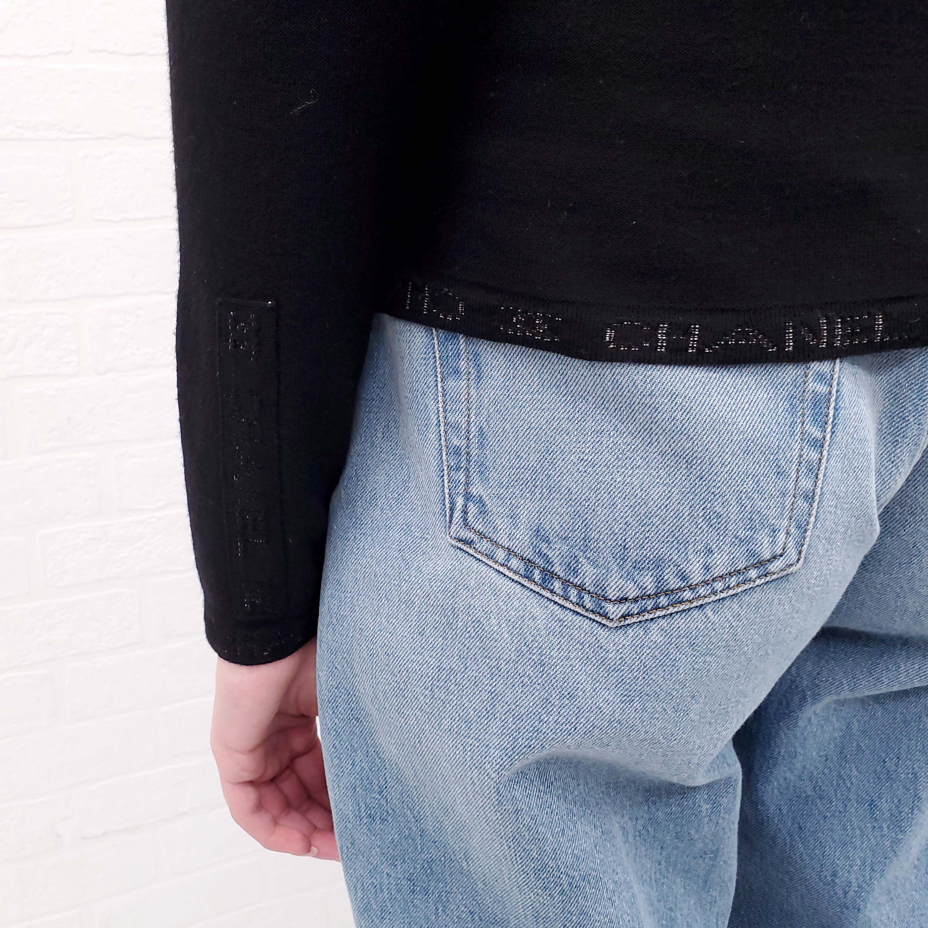 CHANEL SPORT BLACK WOOL ARGYLE SWEATER WITH HOOD AND LOGO DETAIL - SIZE 36