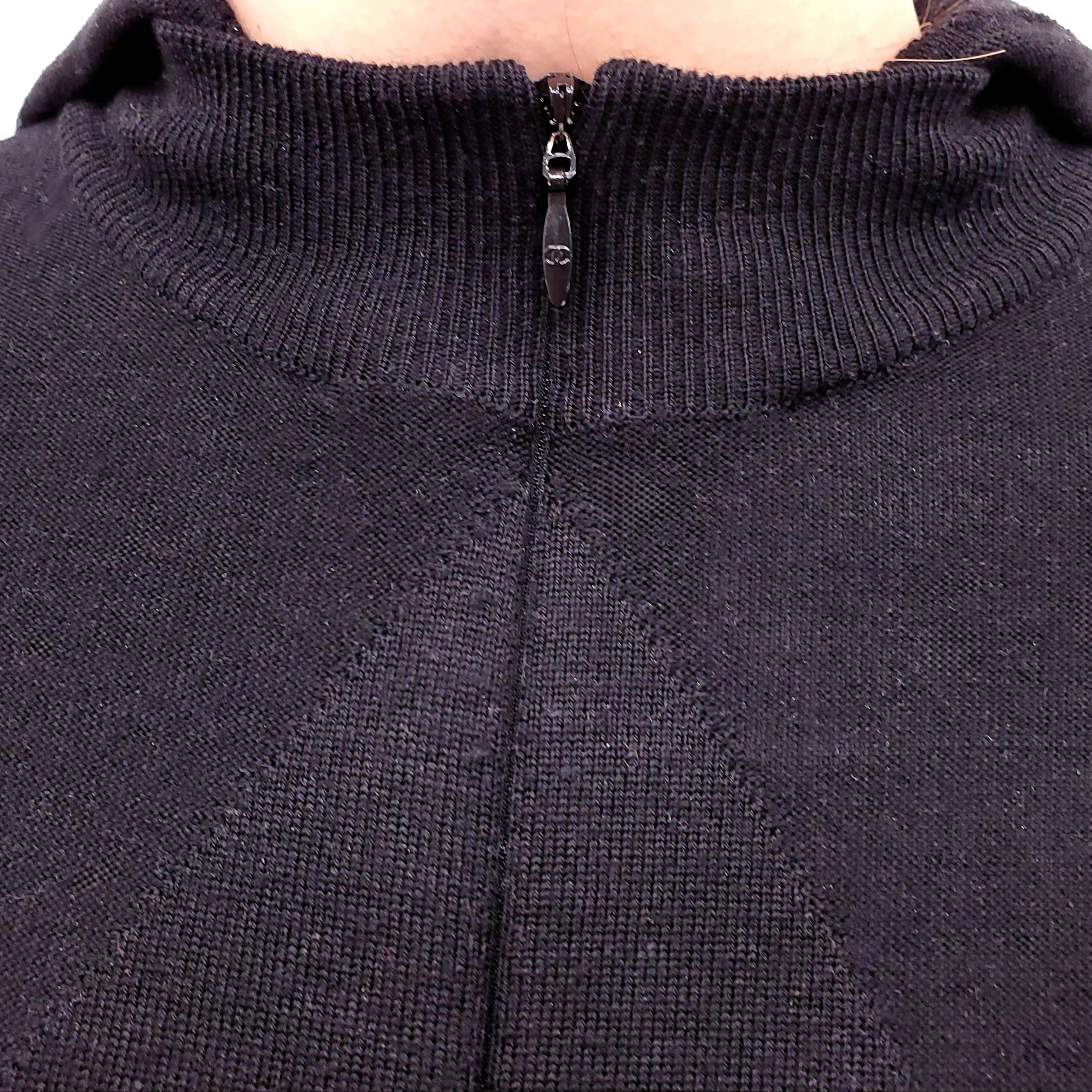 CHANEL SPORT BLACK WOOL ARGYLE SWEATER WITH HOOD AND LOGO DETAIL - SIZE 36