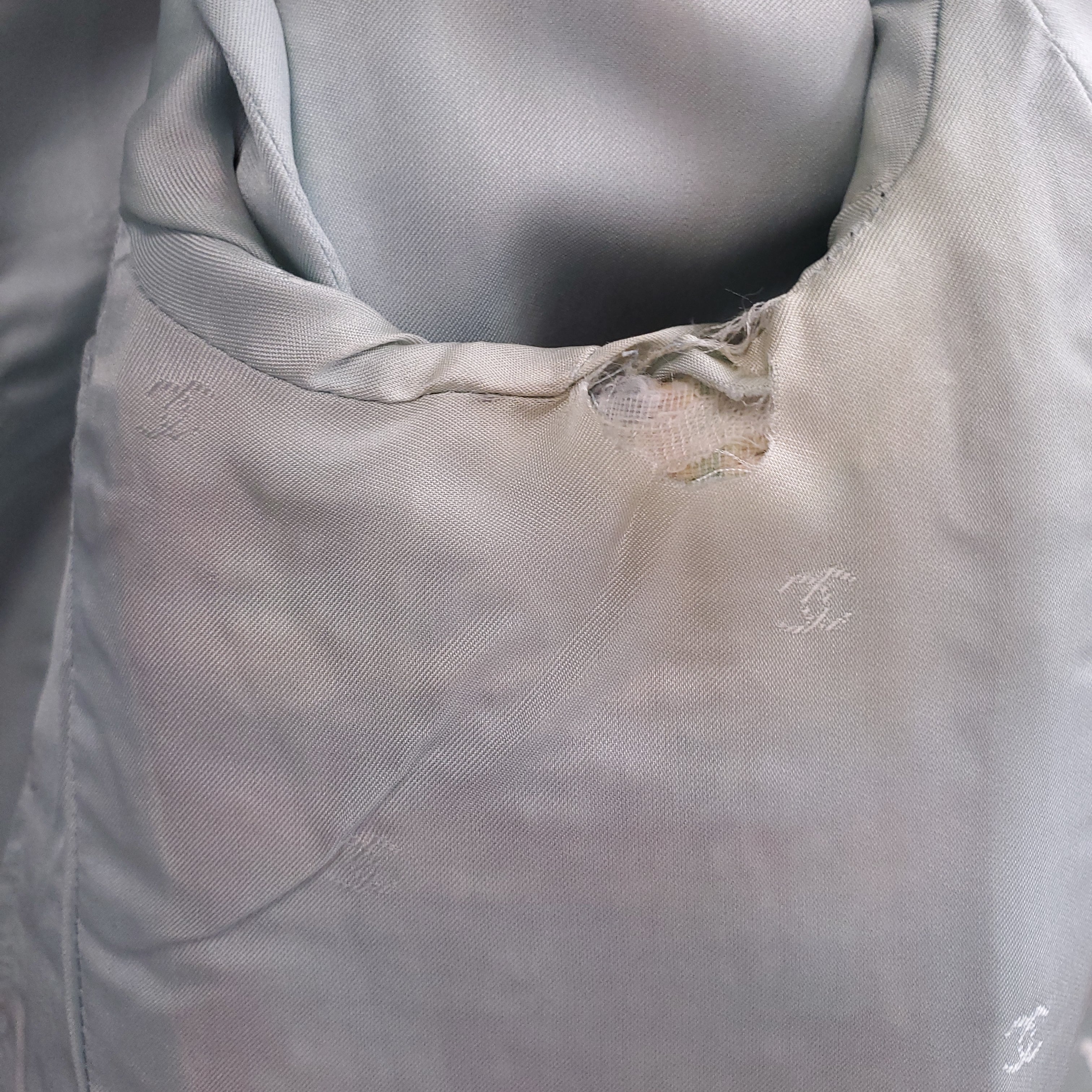 CHANEL S/S 1997 BABY BLUE AND ORANGE PASTEL TWEED JACKET WITH LOGO BUTTONS - SIZE 40