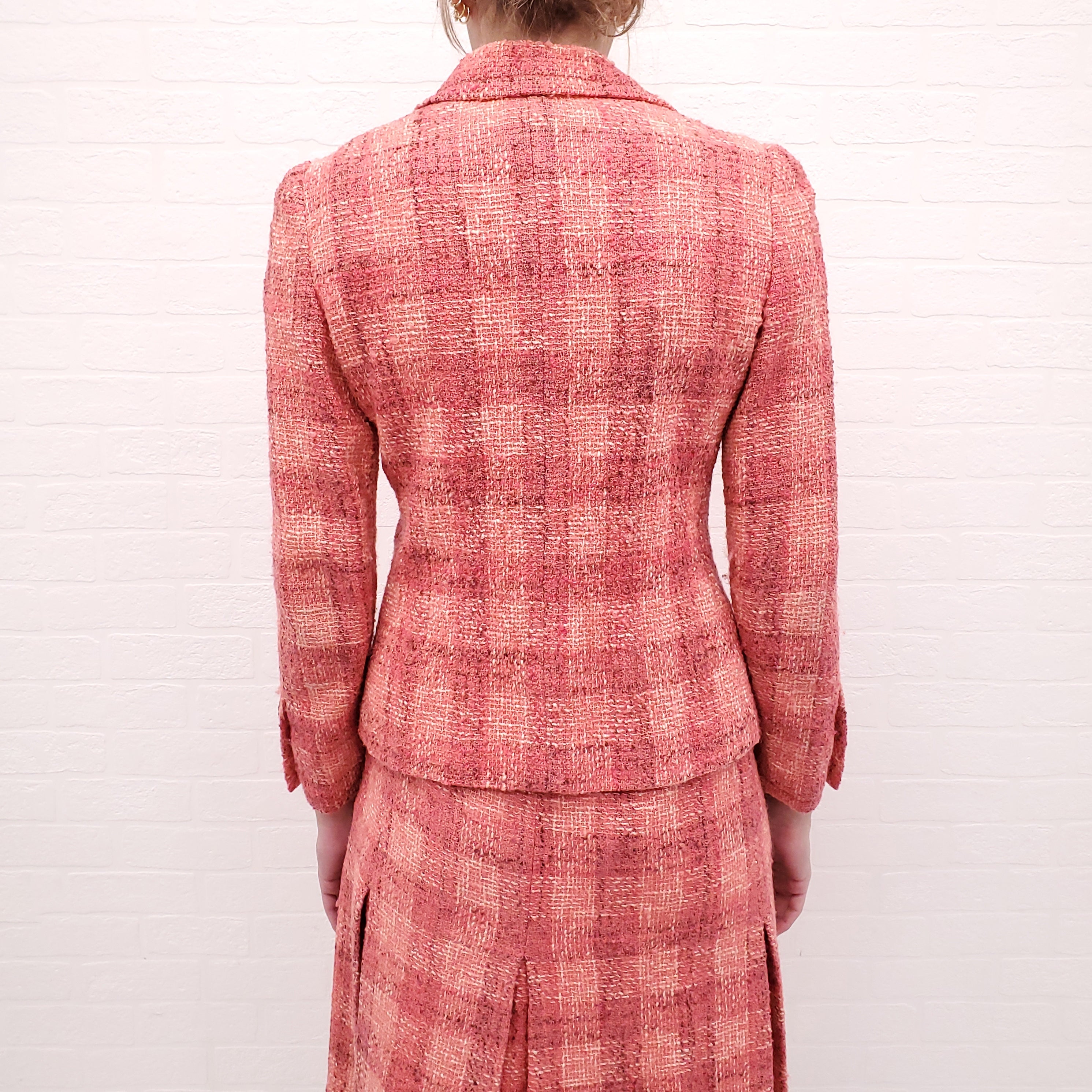CHANEL VINTAGE 1960'S COLLECTABLE PINK TWEED SUIT WITH LOGO BUTTONS - SIZE 36