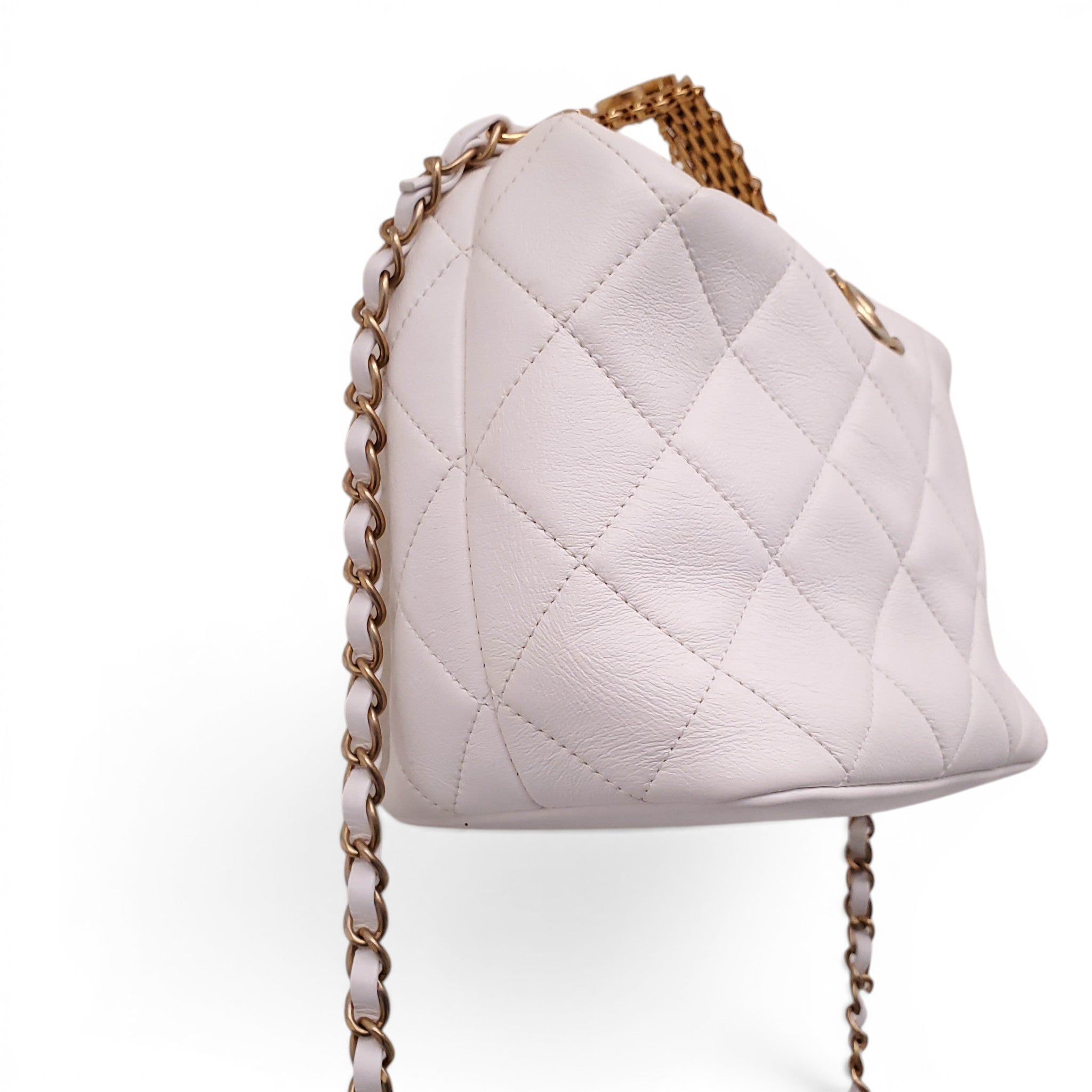 CHANEL WHITE LAMBSKIN QUILTED CRYSTAL LOGO TOP HANDLE BAG WITH CROSSBODY
