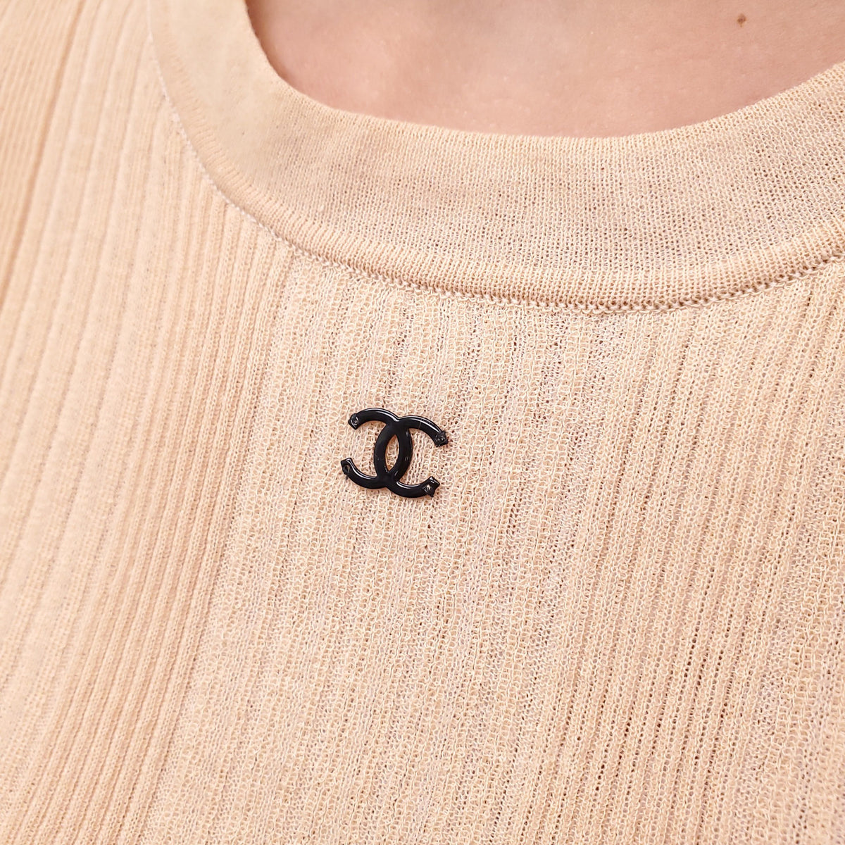 CHANEL YELLOW RIBBED TOP WITH LOGO - SIZE 38